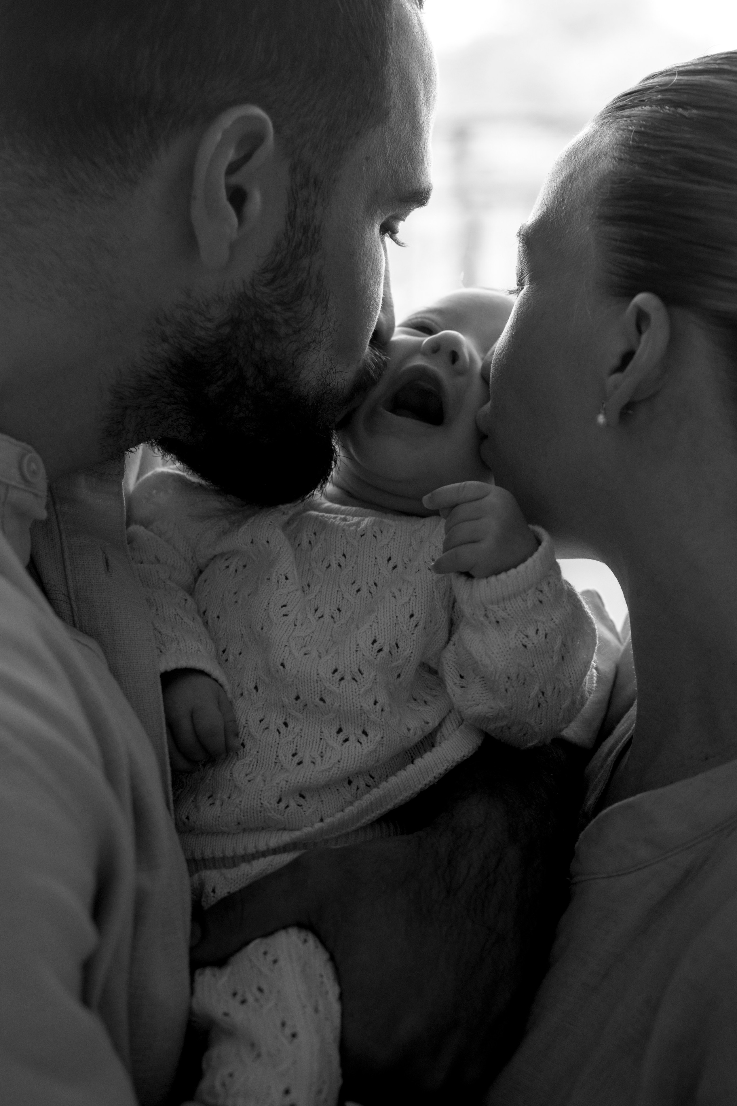 New born family photoshoot at home. Wedding and family photographer