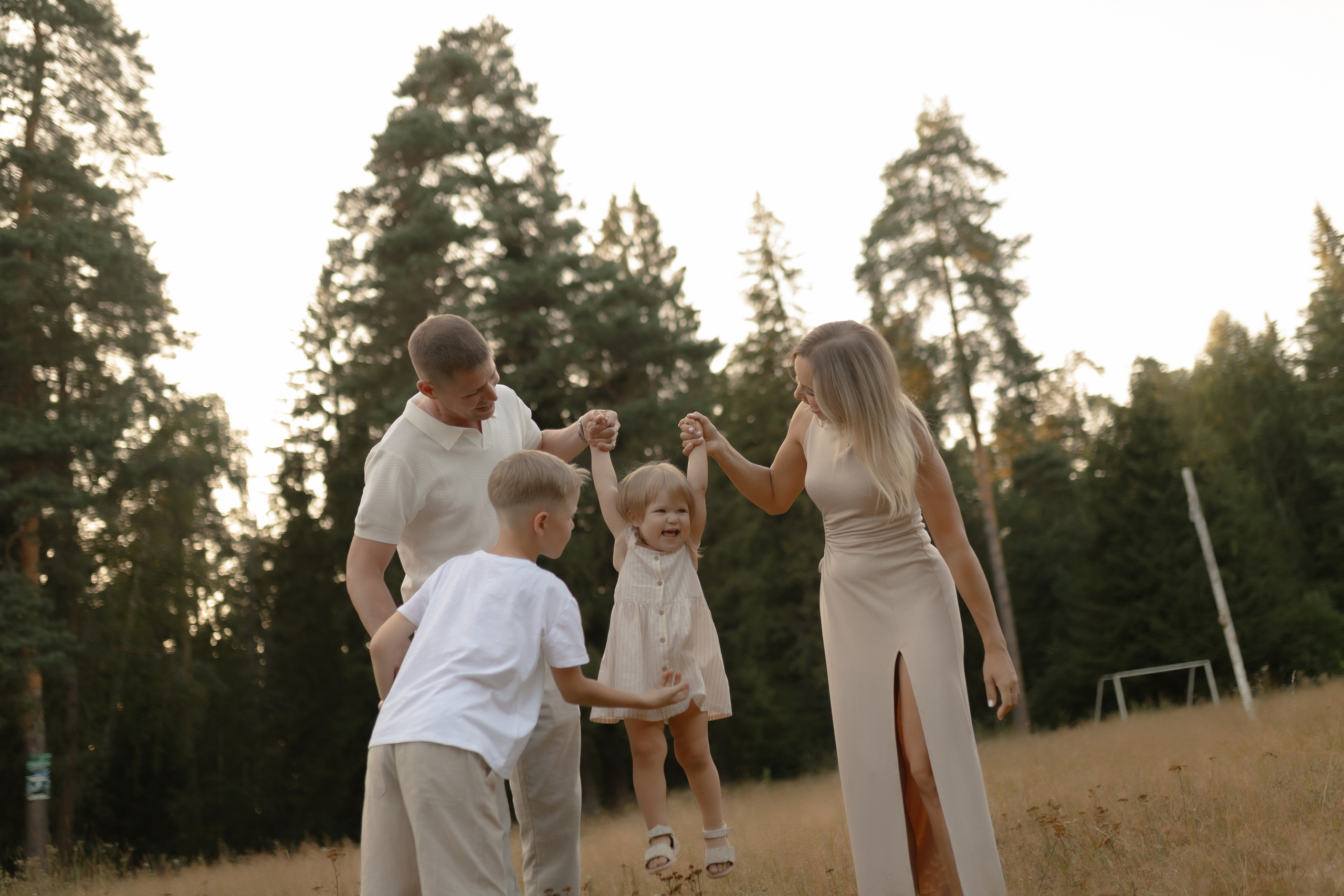 Алексей, Мария, Ваня и Варя. Фотограф Татьяна Семенова