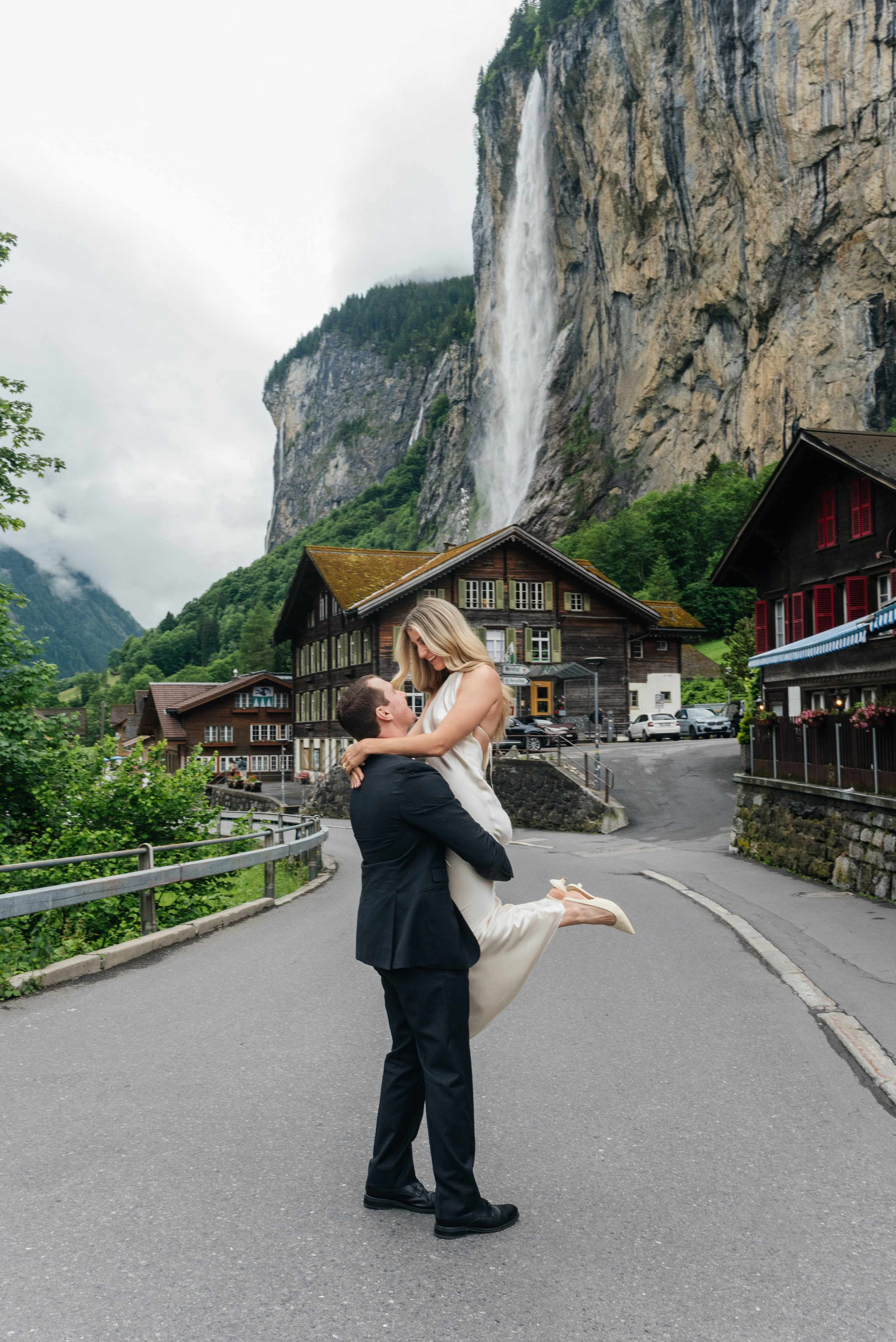 Mary & Danny (Lautebrunnen, Suisse). Photographe en Suisse et en Europe Anna Alekseenko