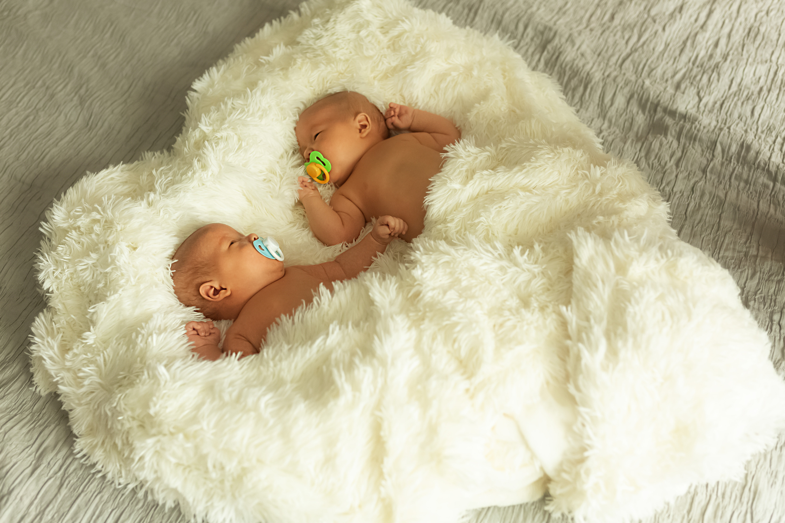 Двойня. Съемка Таинств Крещения Венчания, детские и семейные съемки в Пензе