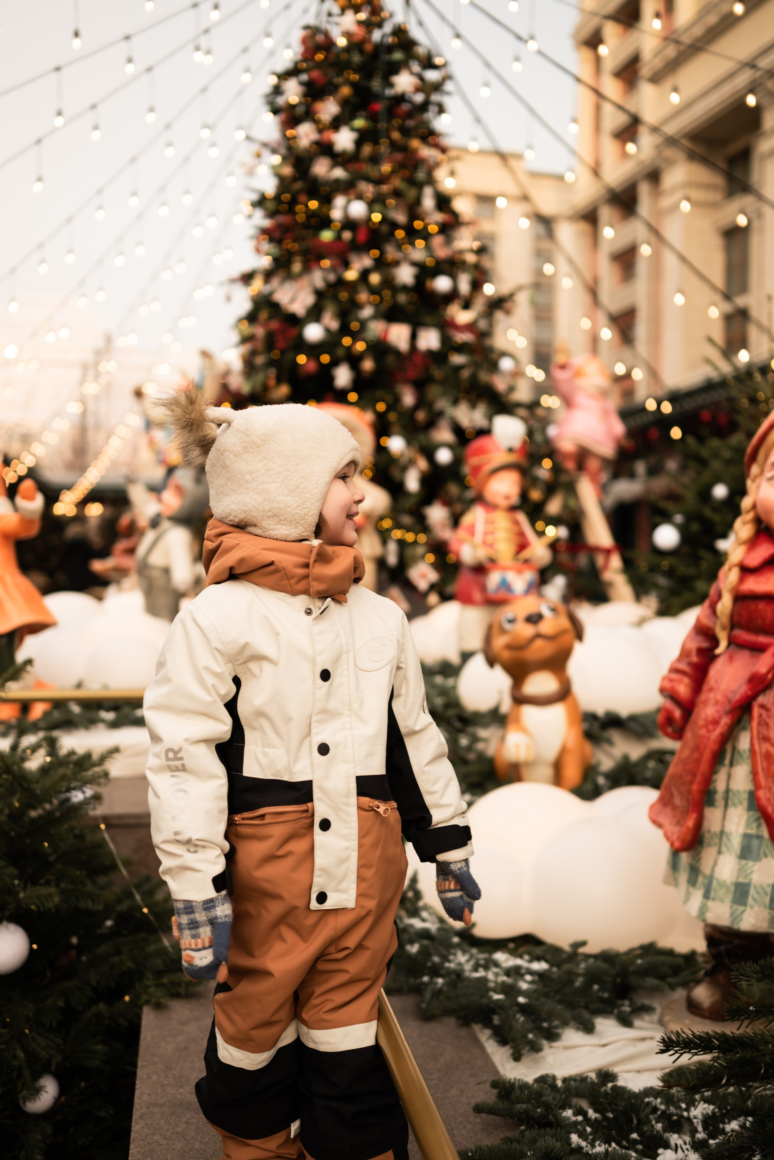Ретро прогулка по красной площади. Фотограф Ксения Огородова портфолио
