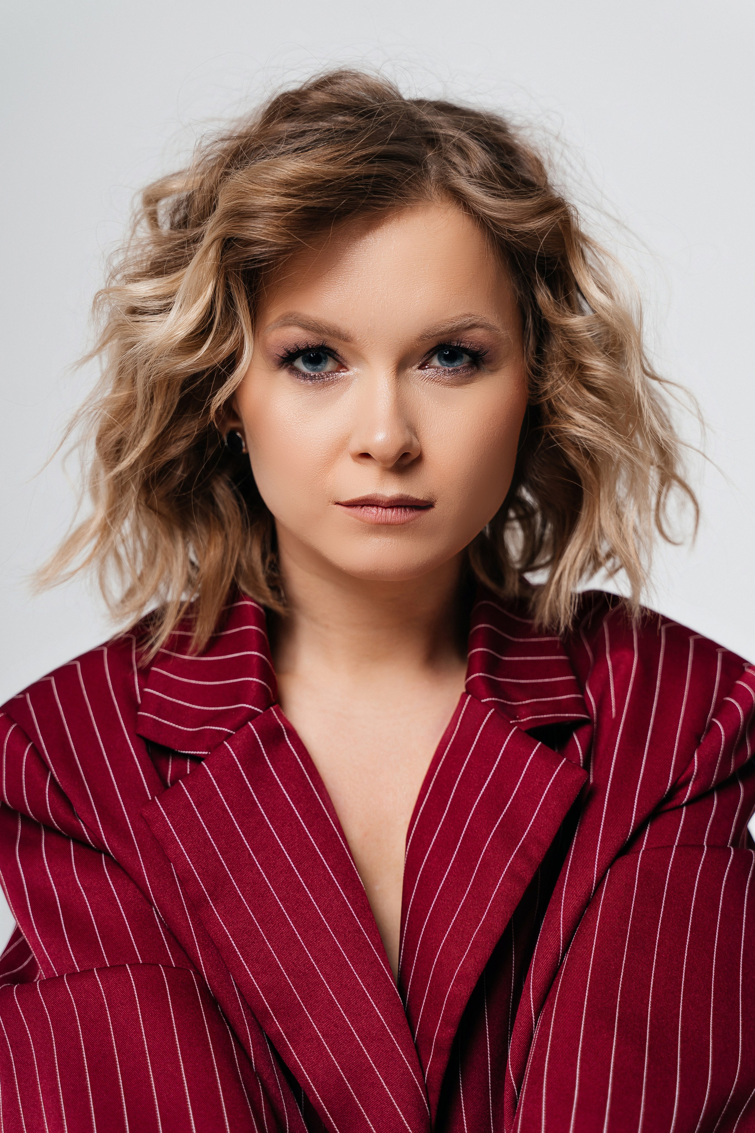 Студийный минимализм. Виктория Алпеева — фотограф по любви