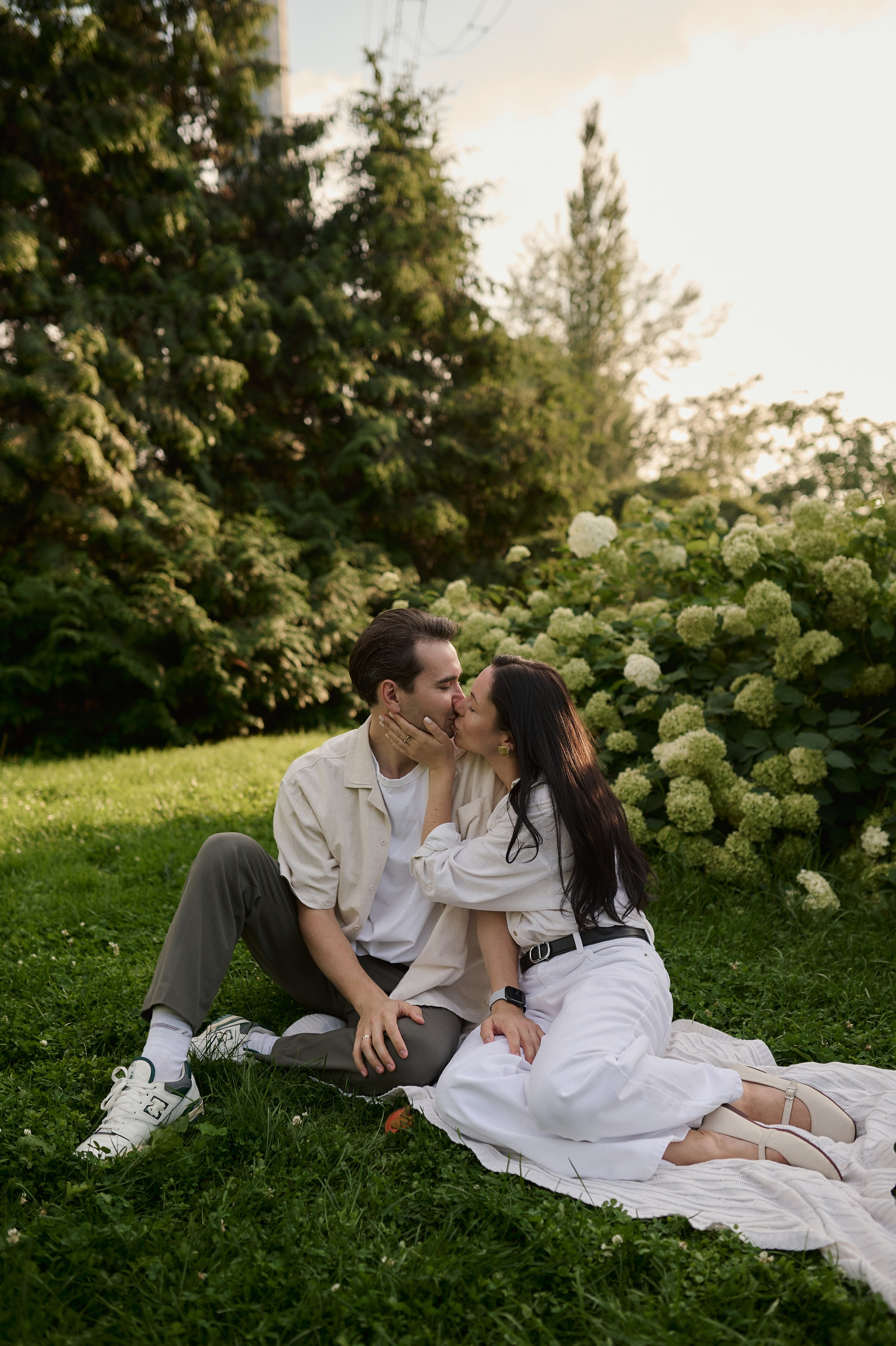 Рохус, Юля и Оливия в парке Останкино. Семейный и свадебный lifestyle-фотограф в Москве Мария Петрова