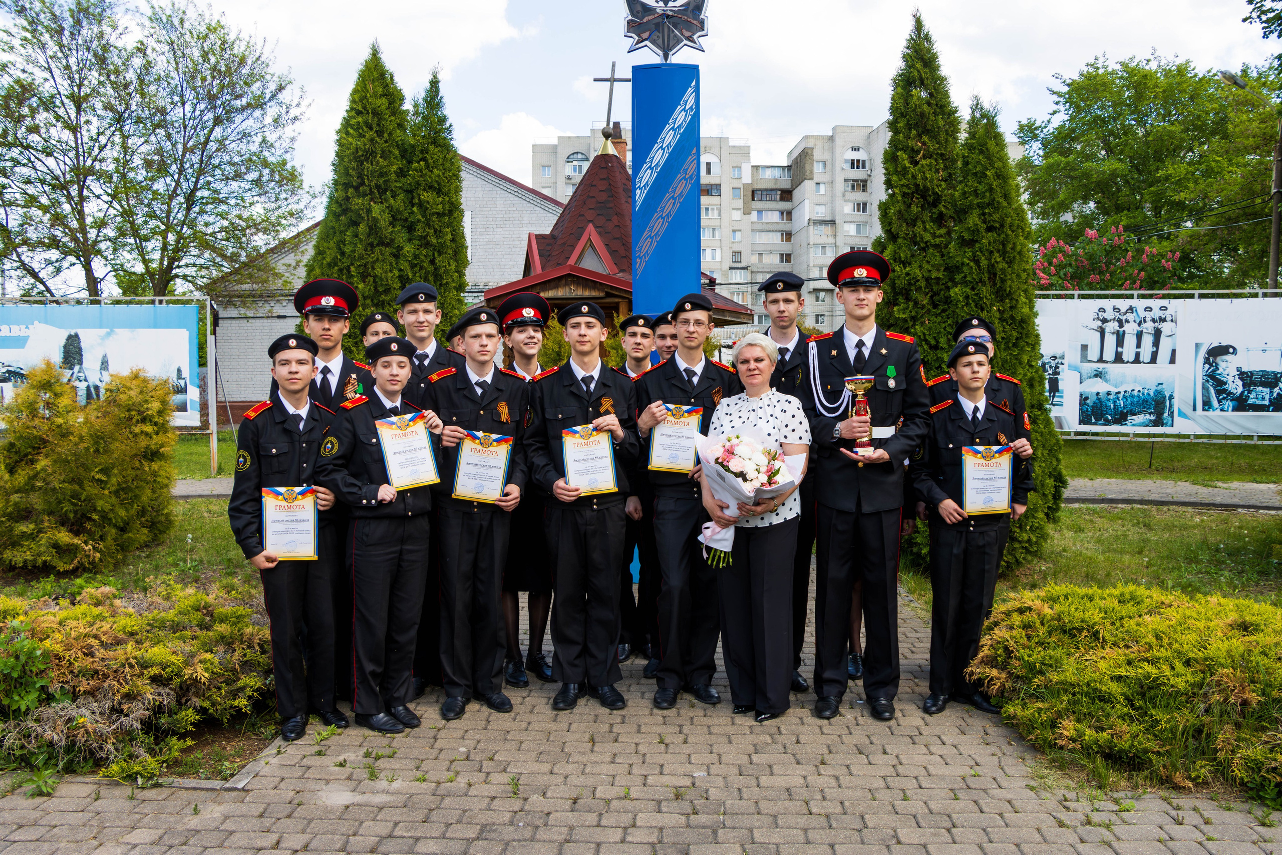 Последний звонок 2025 взвод 8"б». Фотограф Татьяна Матрос