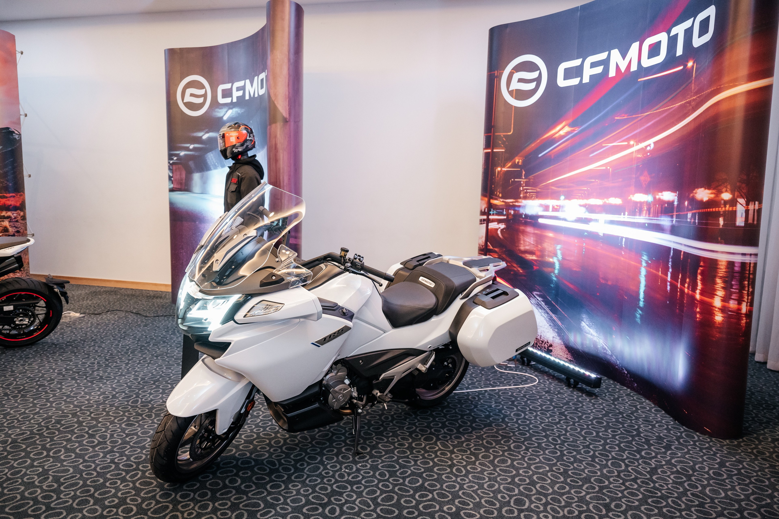 Конференция дилеров. Фотограф Дмитрий Сермяжко