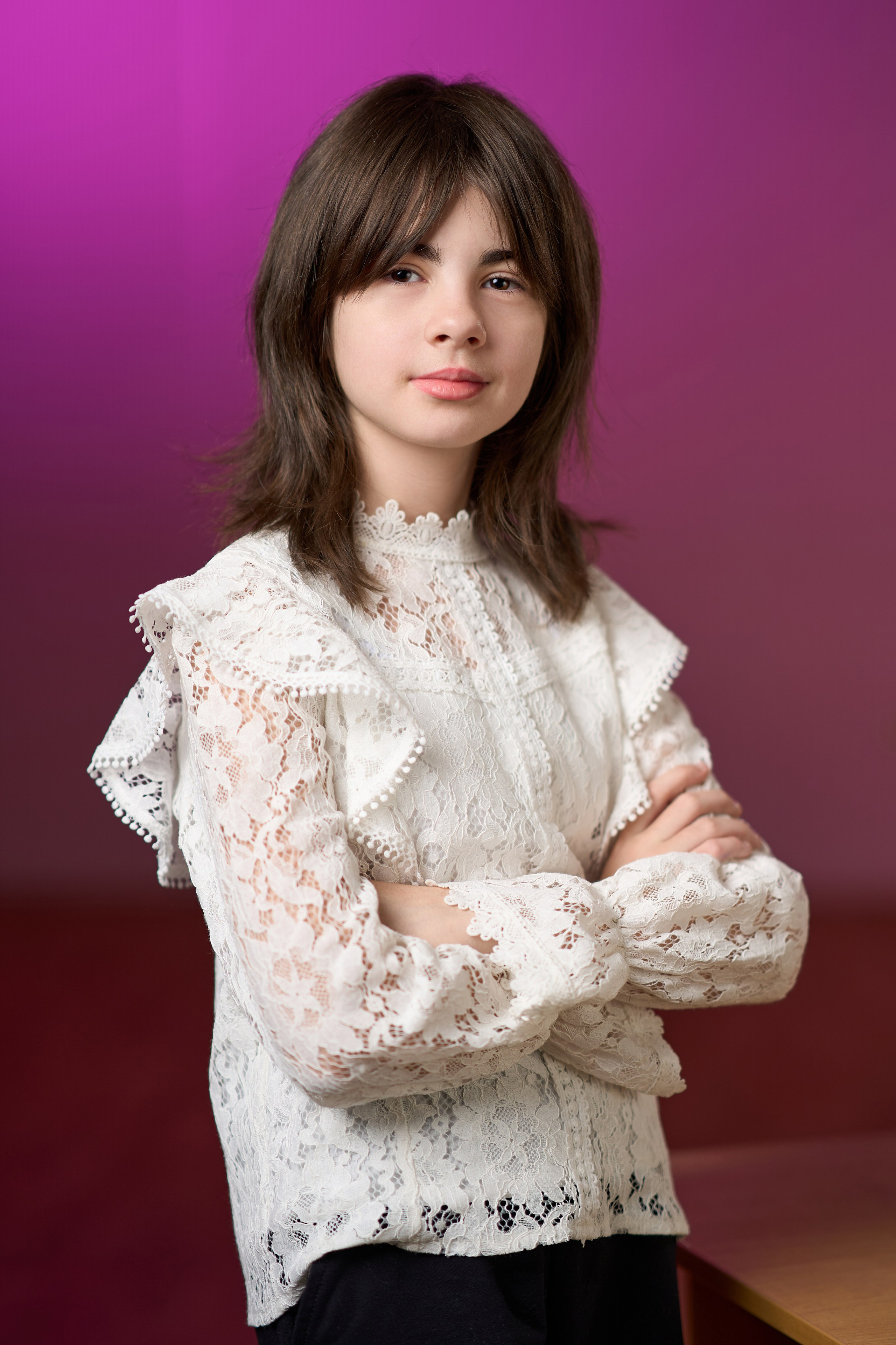 девочка 4 класс портрет в школьной обстановке