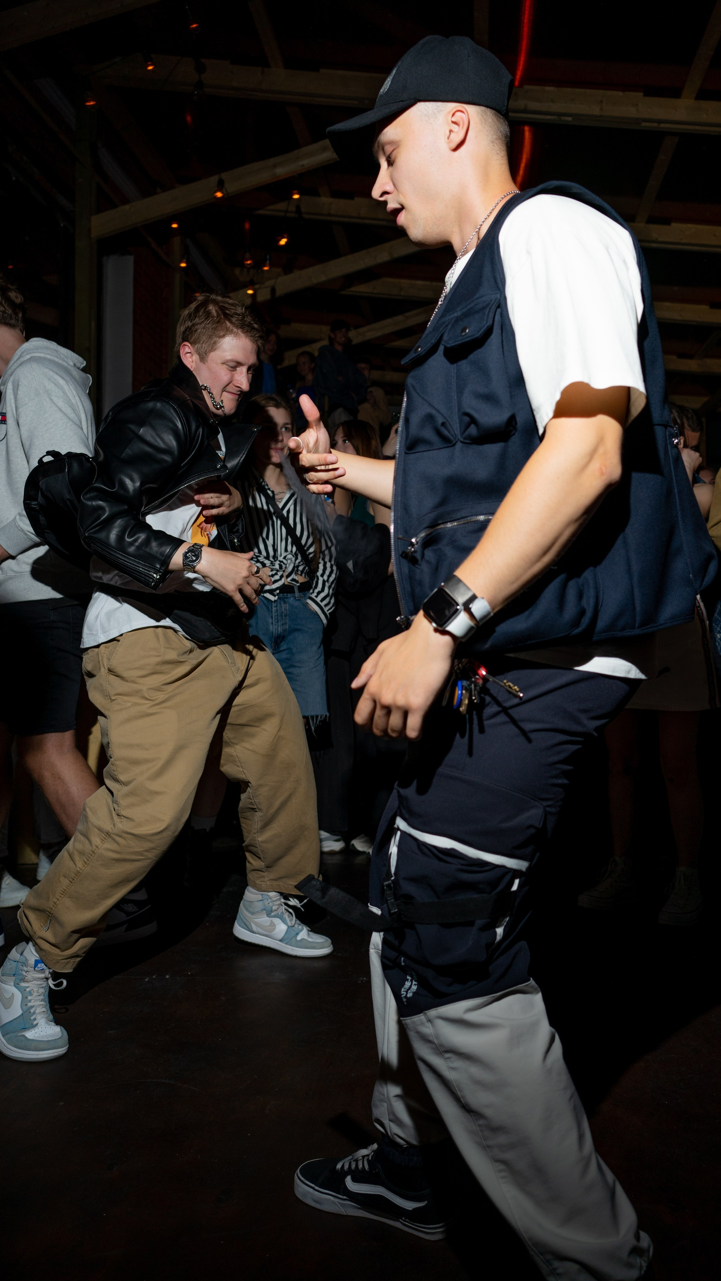 Plast X Vibe Room. Коммерческий и репортажный фотограф в Санкт-Петербурге — Туся Сушка