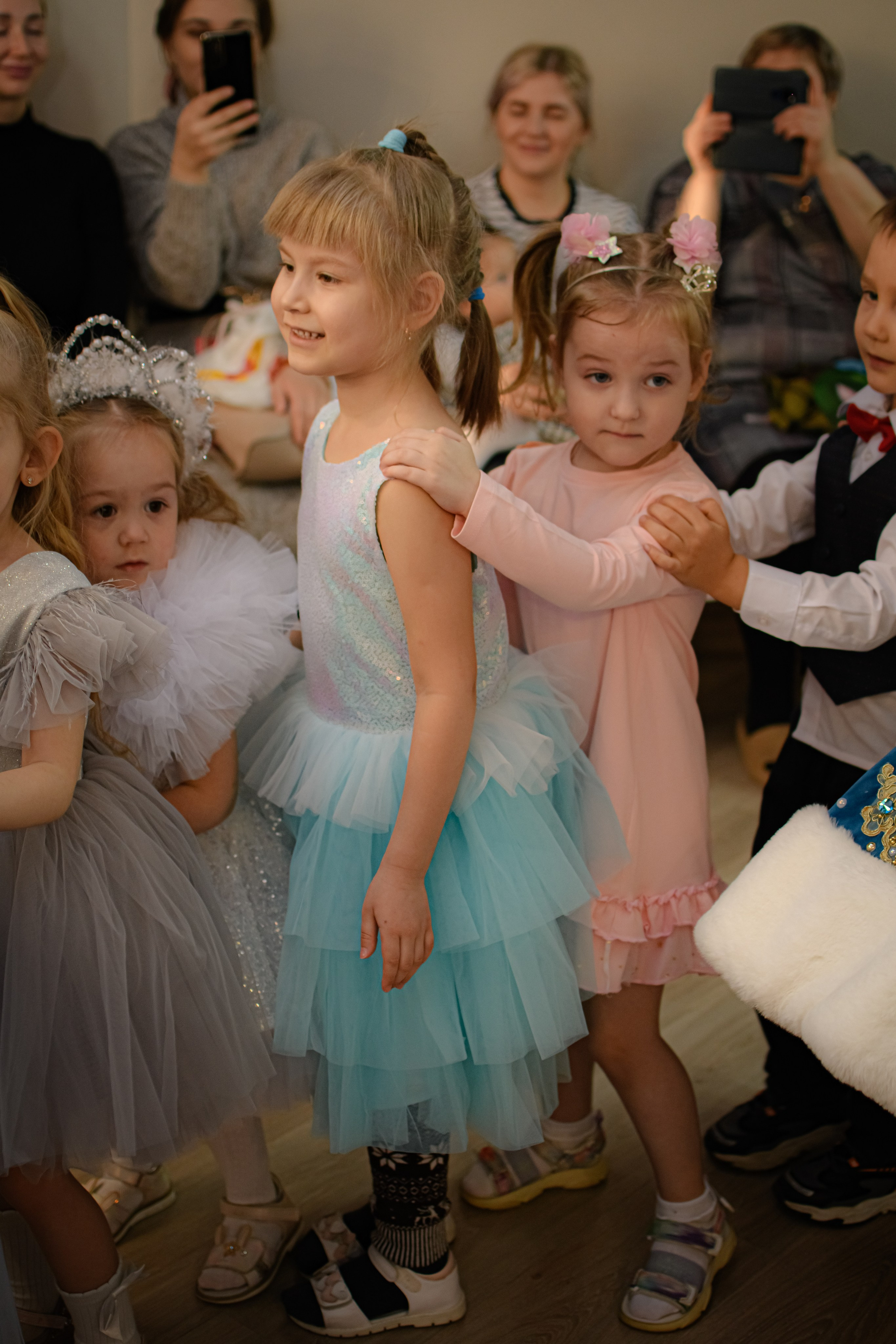 HAPPY NEW YEAR. Photokarish