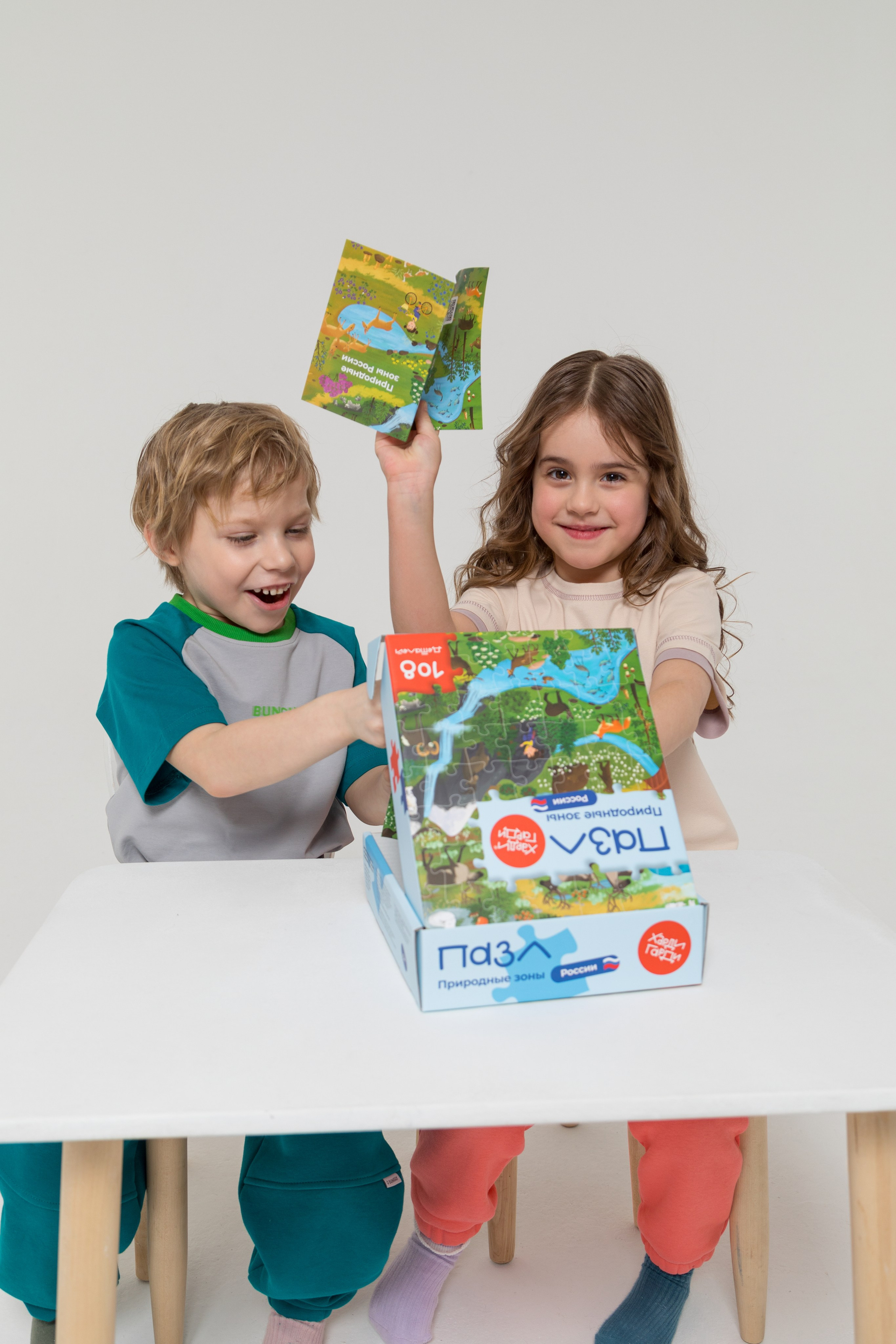Имиджевая и каталожная съёмка для бренда детских пазлов. Детский и контент фотограф Надя Волкова Санкт-Петербург