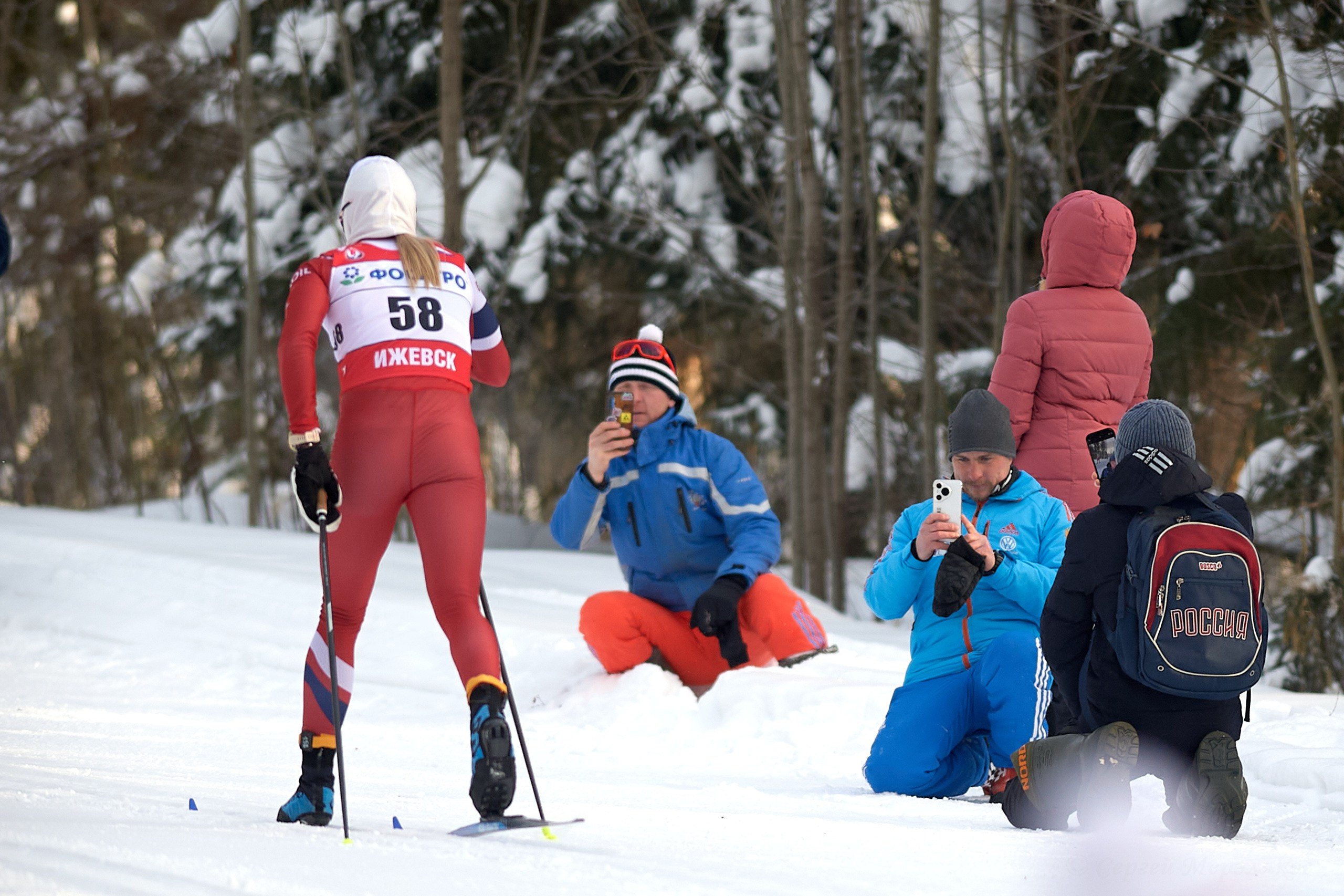 VI этап ФосАгро Кубка России по лыжным гонкам. Ижевск 25.01.2025 и 26.01.2025. Спортивный репортажный фотограф в Ижевске Сергей Мерзляков