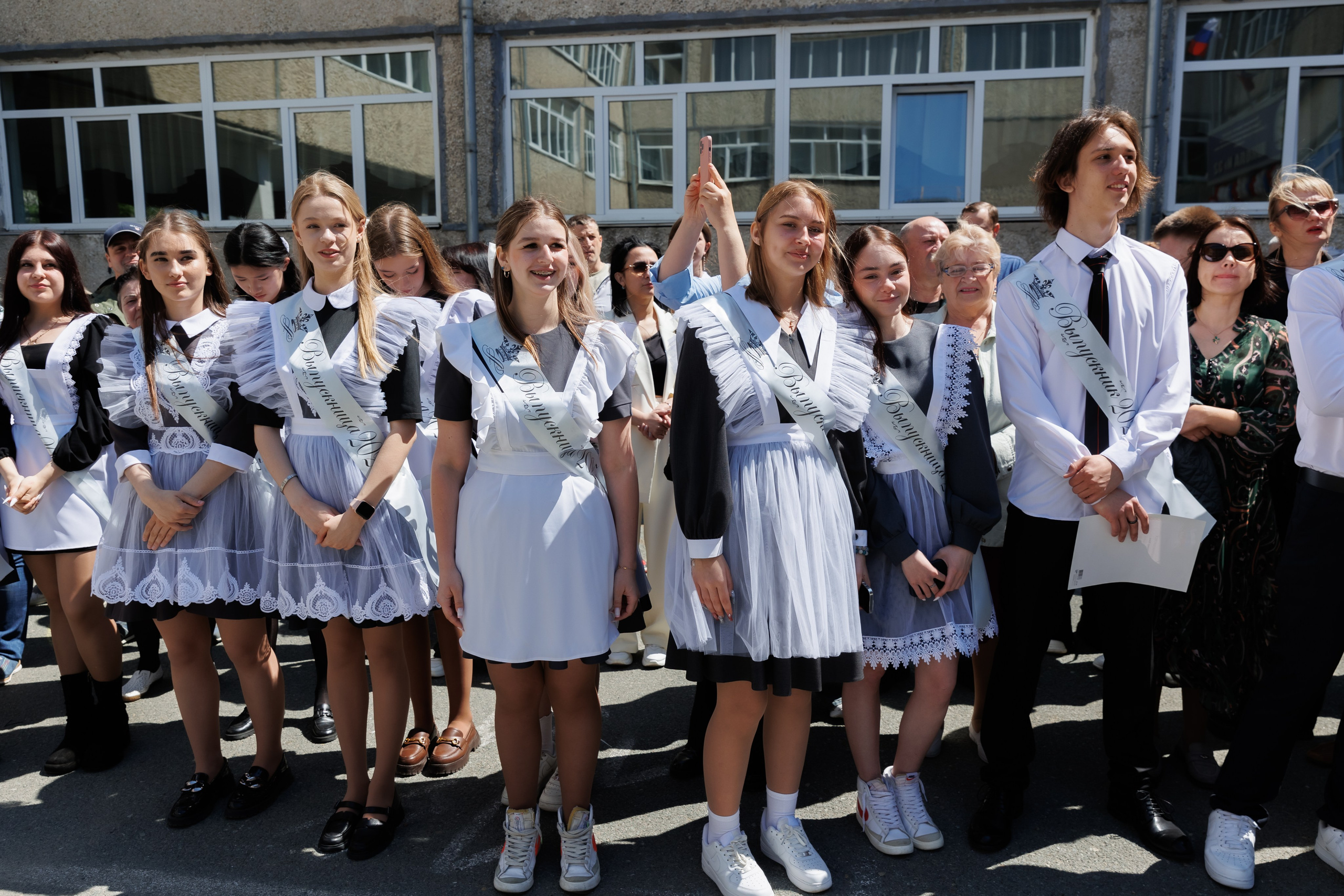 ПОСЛЕДНИЙ ЗВОНОК 9б. Фотограф семейных, детских, репортажных съёмок г. Уссурийск-Владивосток