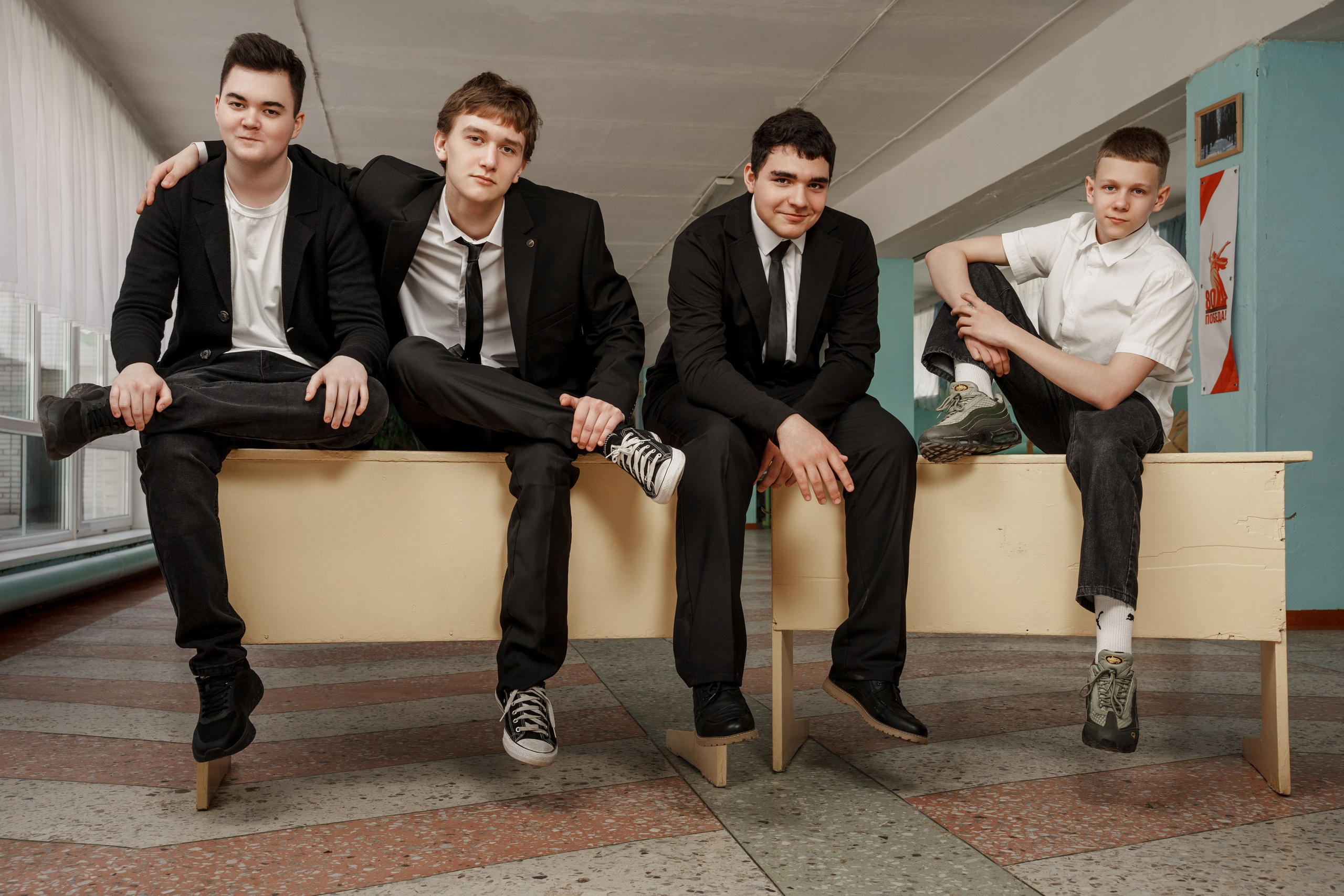 11 класс сьемка для альбома в школе. Ольга Плаксина фотограф в Саратове