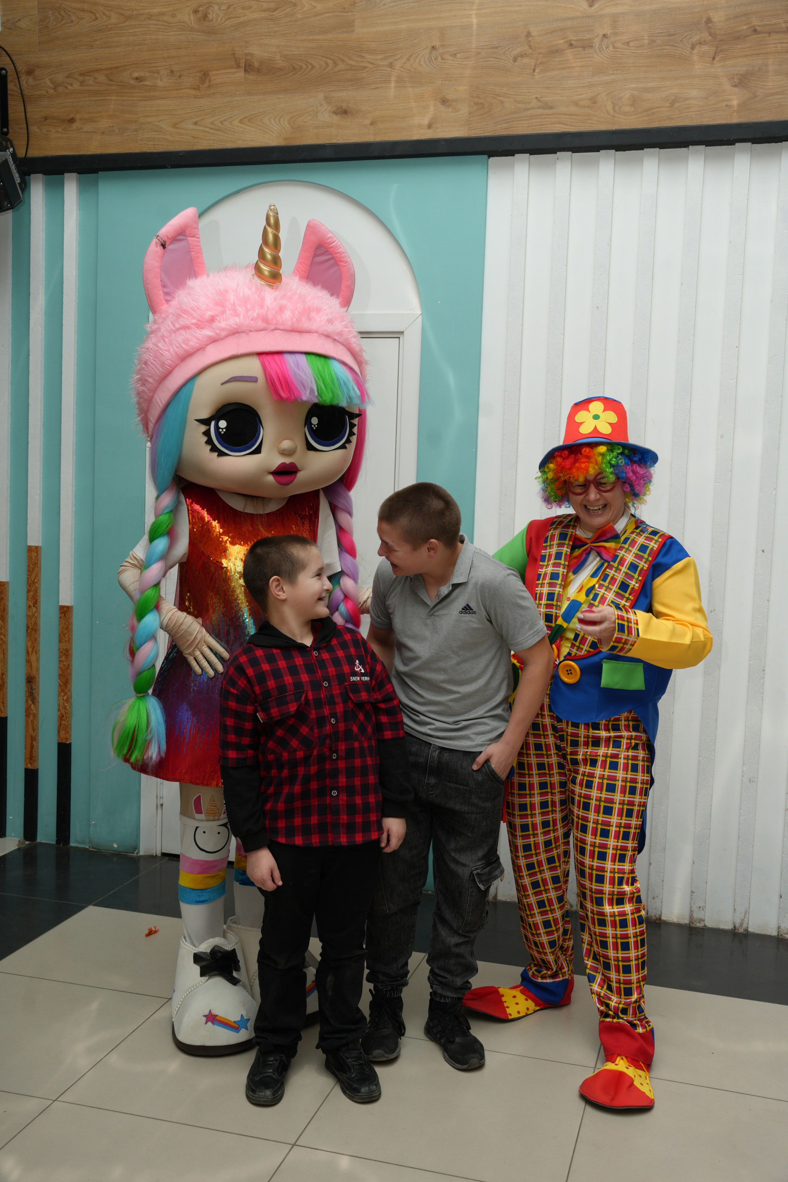 Социально —благотворительная акция «Ты в этом мире не один», посвященная Международному дню инвалидов. ВЫПУСКНЫЕ АЛЬБОМЫ, Школьный фотограф, семейный и свадебный в Саратове и области Ольга Плаксина