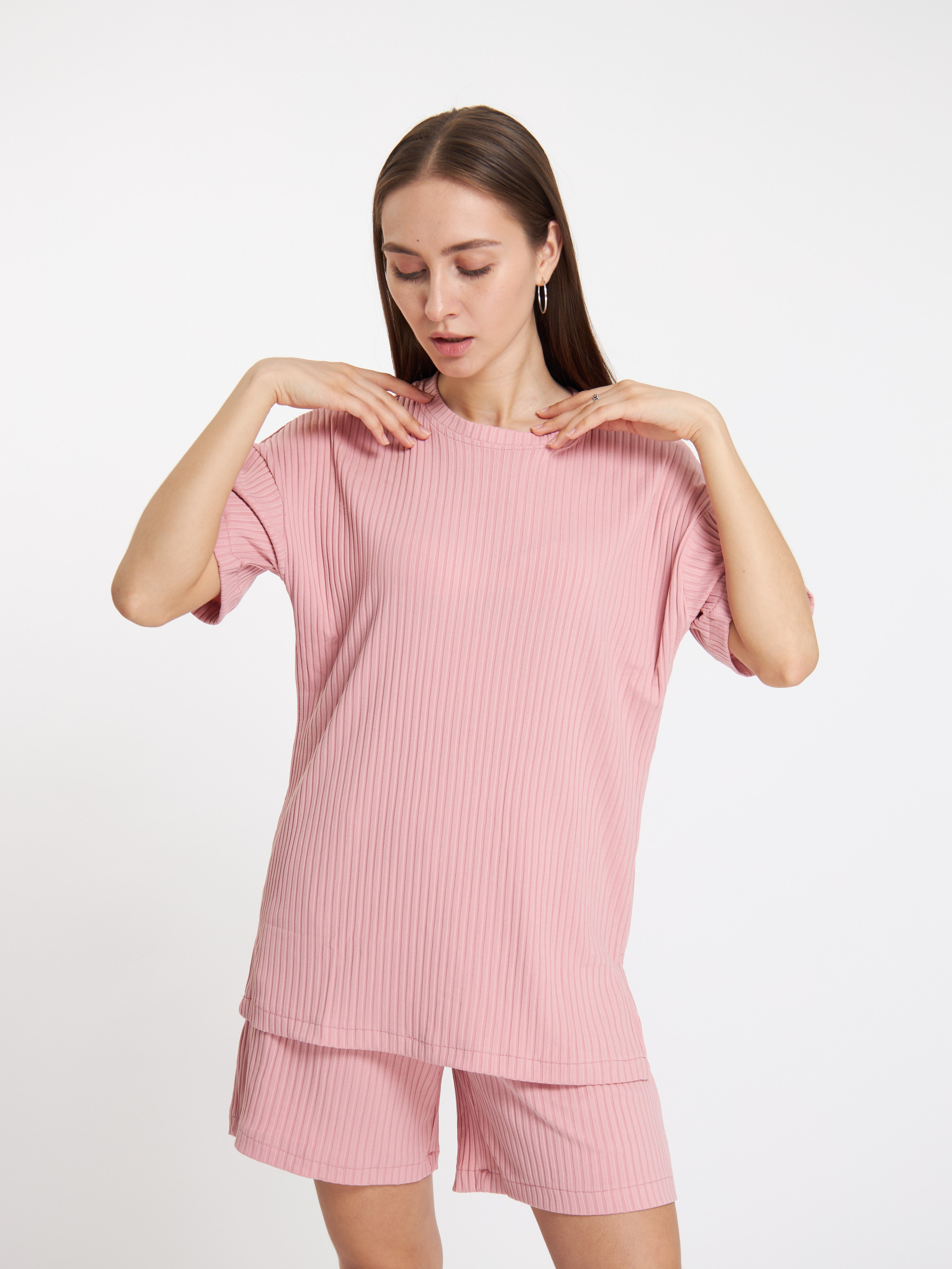 Диана, 38-40, 162 см рост. KED Production — продакшн из СПб. Создаём фото, видео и контент, который помогает брендам и селлерам продавать больше