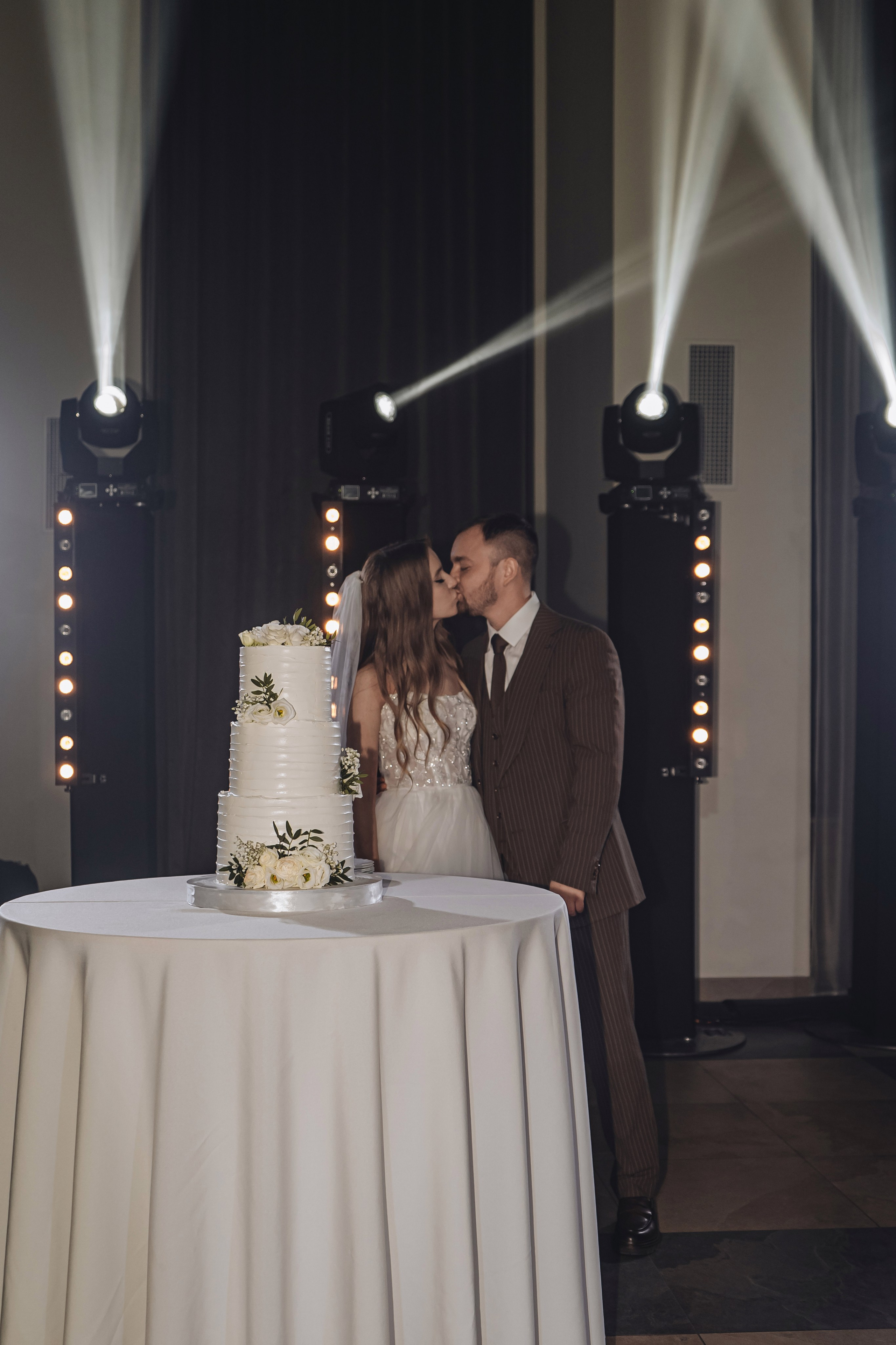 Карина и Анатолий. Полный день. Семейный и свадебный фотограф в Саратове Евангелина Штах