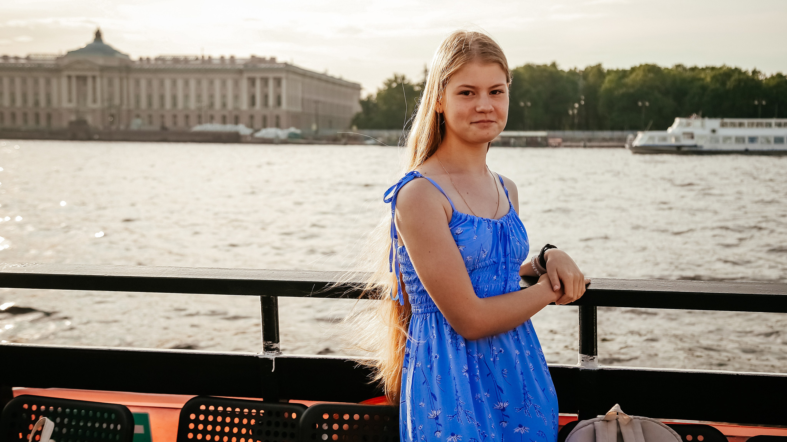 Выпускной на теплоходе, гости из Ульяновска. Семейный фотограф Любовь Саркеева