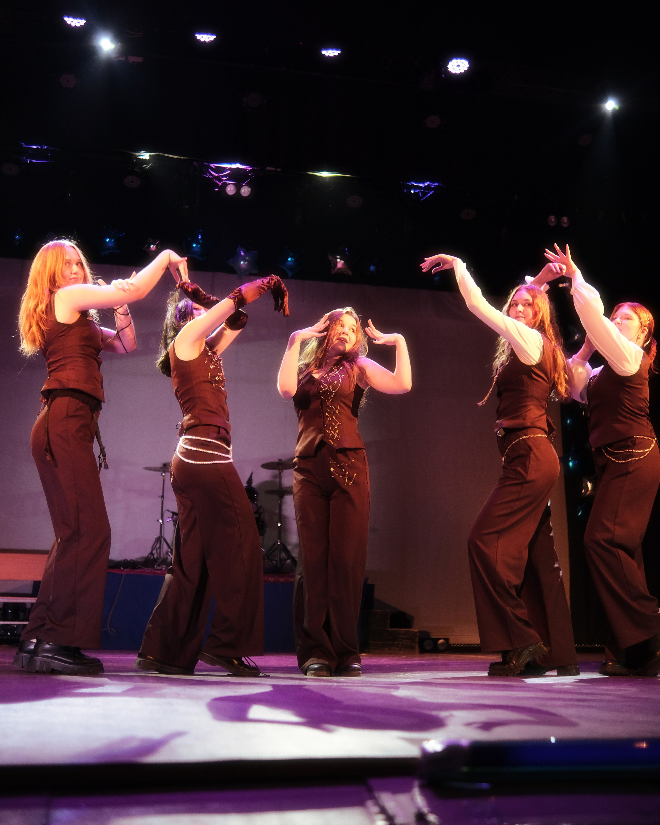 Репортаж отчетного концерта студии танца X-Static. Креативный фотограф и ретушёр в Омске