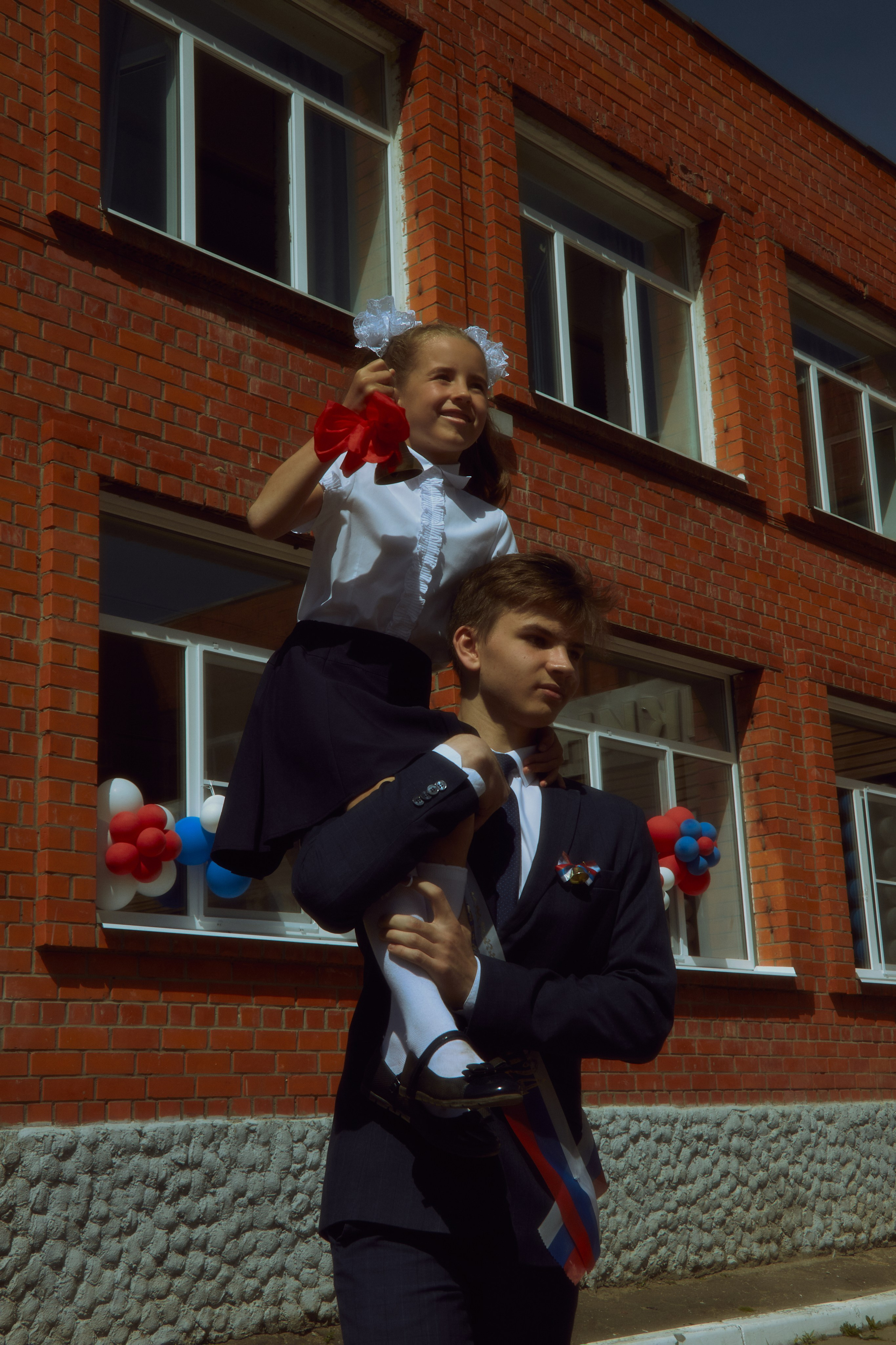 Последний звонок. Фотограф Елизавета Маслова. Москва. Art, Fashion