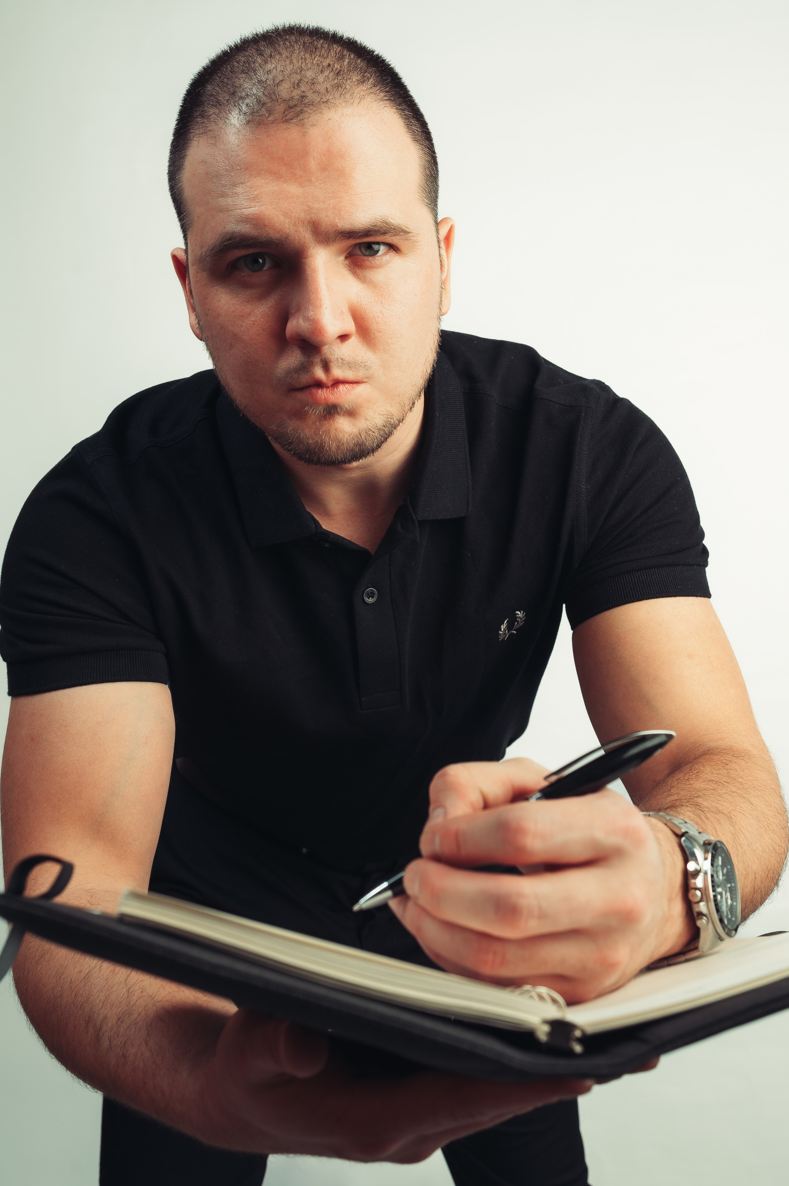 Никита Пустовалов — портретная съёмка. Иван Кубик — фотограф и видеограф