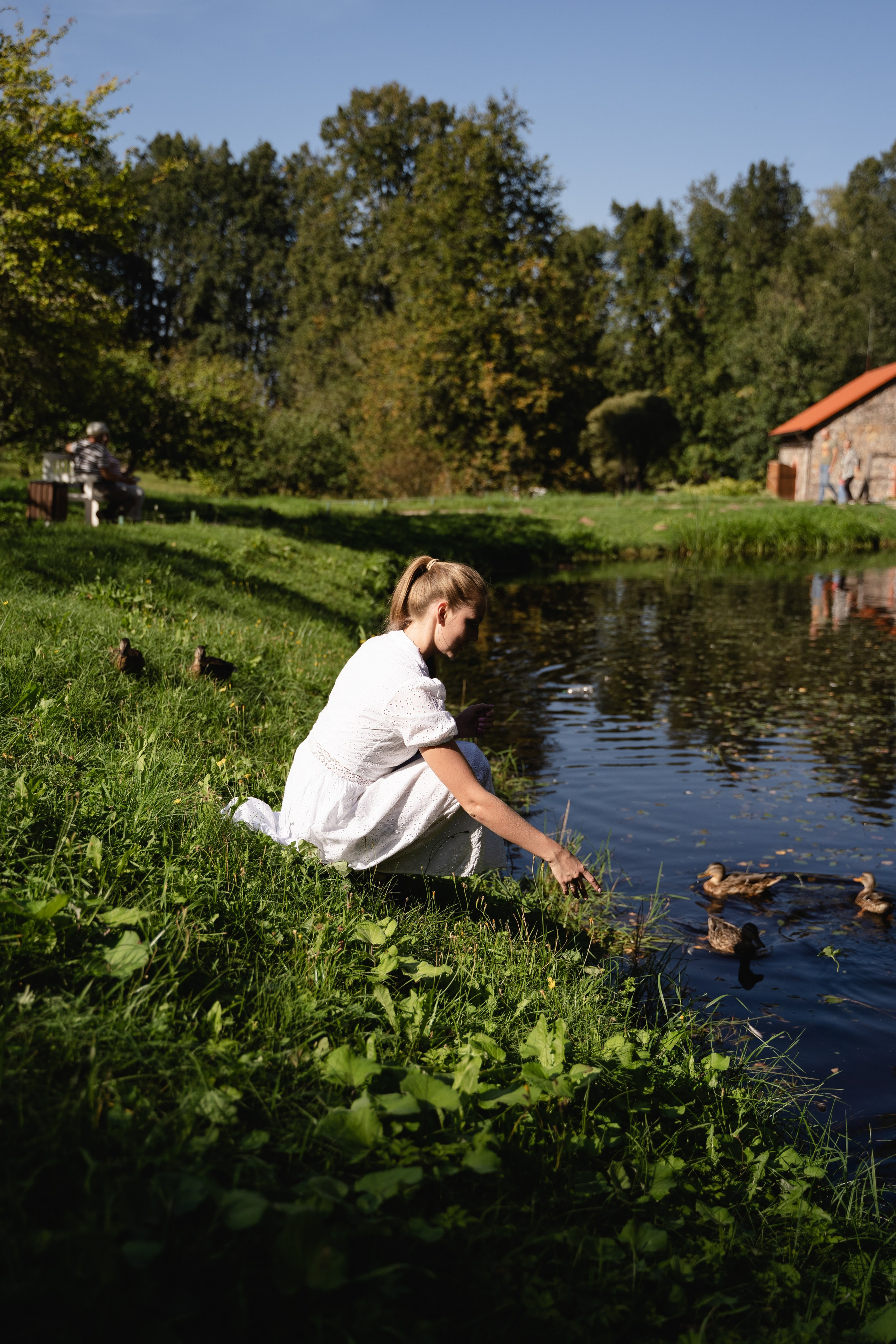 Наталья в Усадьбе Михайловское. Свадебный и семейный фотограф в Пскове и Острове Света Суворова