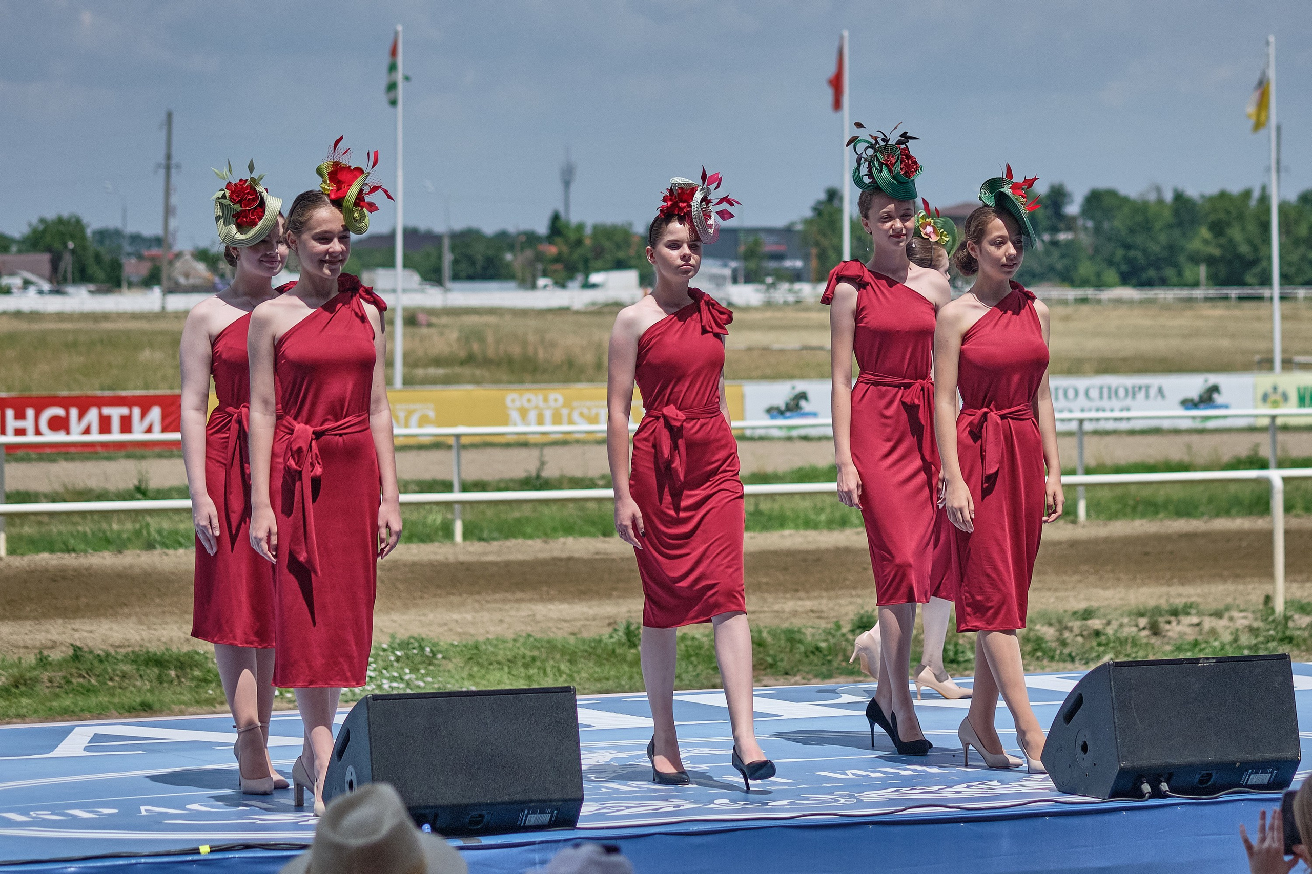 Скачки. Предметный фотограф в Краснодаре