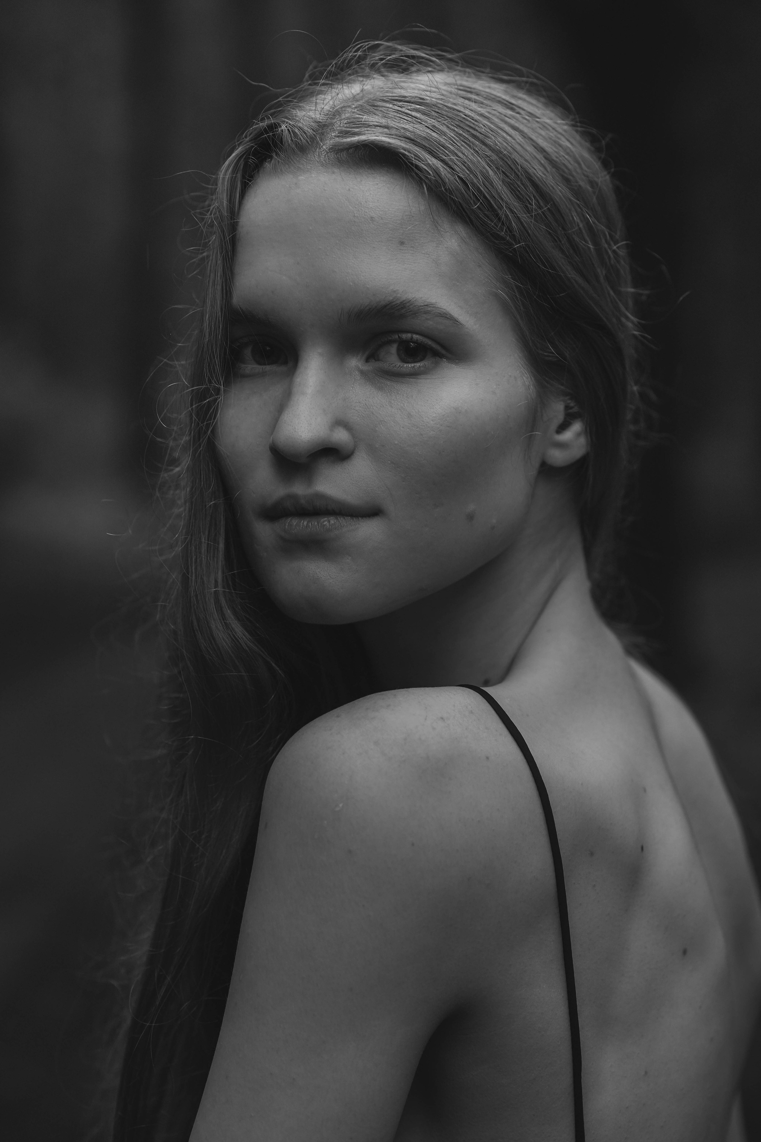 Ее тело — храм, мой Бог — свет. Семейный и свадебный фотограф