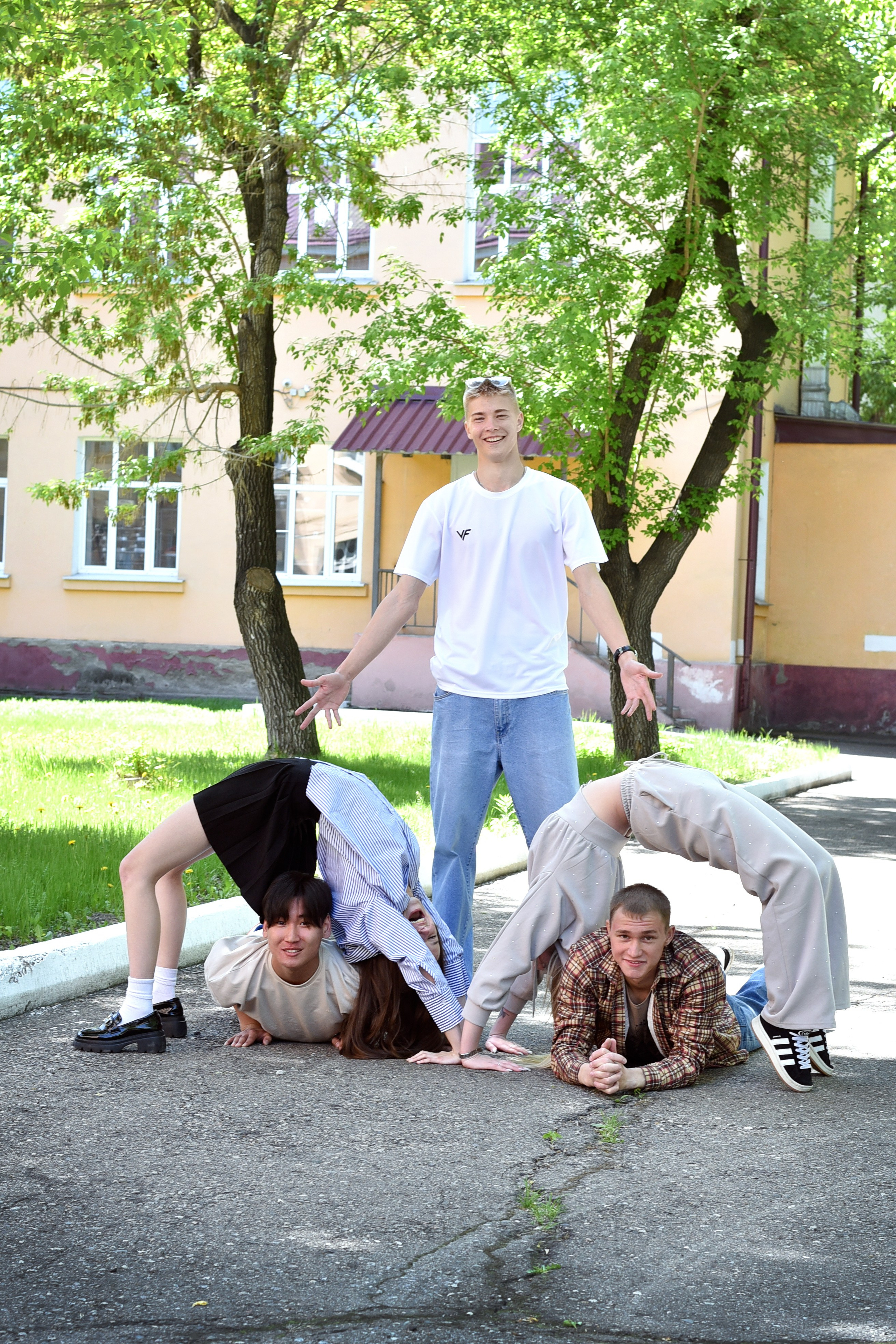 ФОТОСЕССИЯ В ПАРКЕ весна. Школьный фотограф ЛАРИСА МАТВЕЕНКО