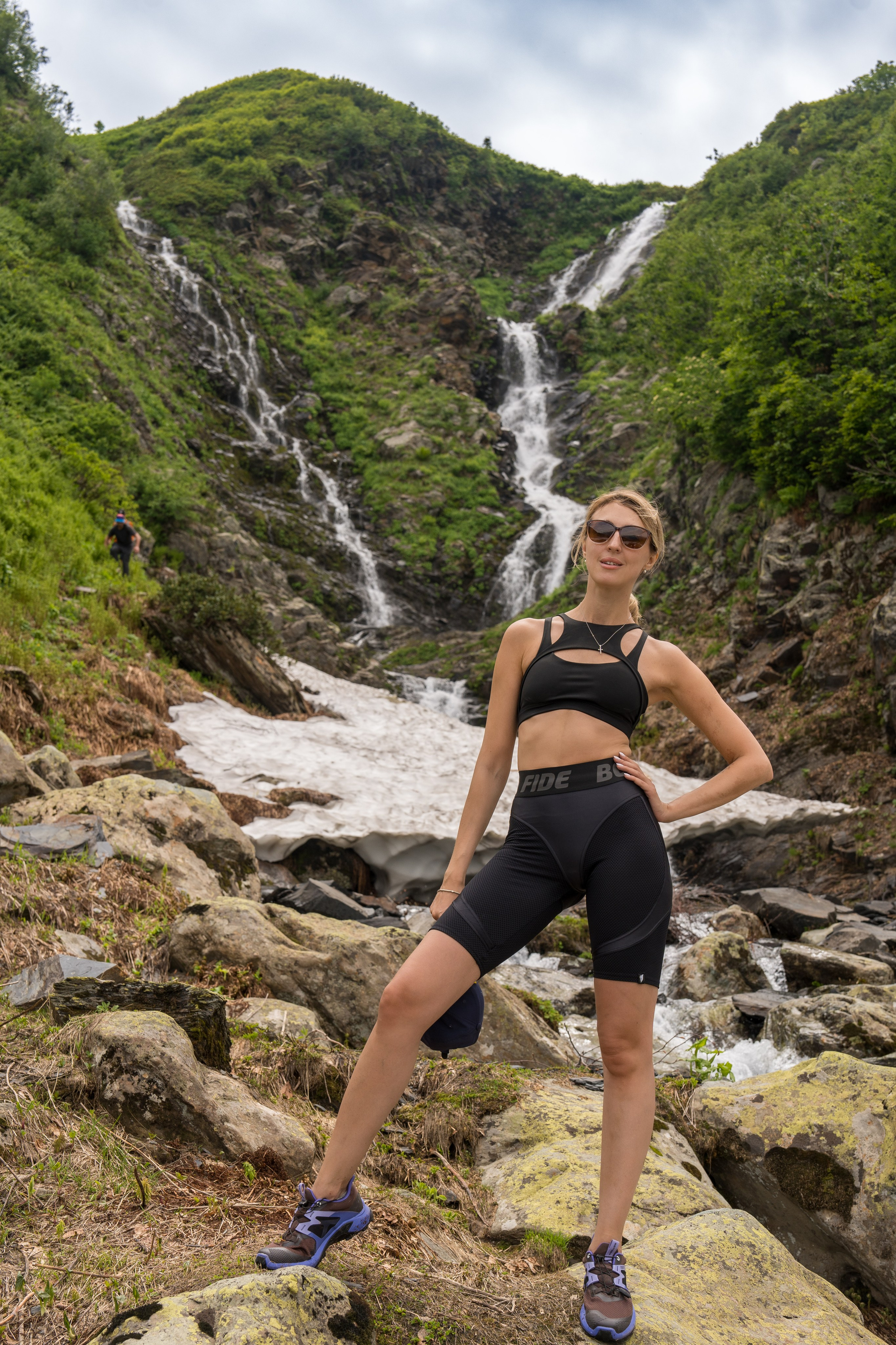 MICE мероприятие для компании «Доставка морем»: хайкинг к Ачипсинским водопадам. Репортажный фотограф в Красной Поляне и Сочи Павлюченко Екатерина