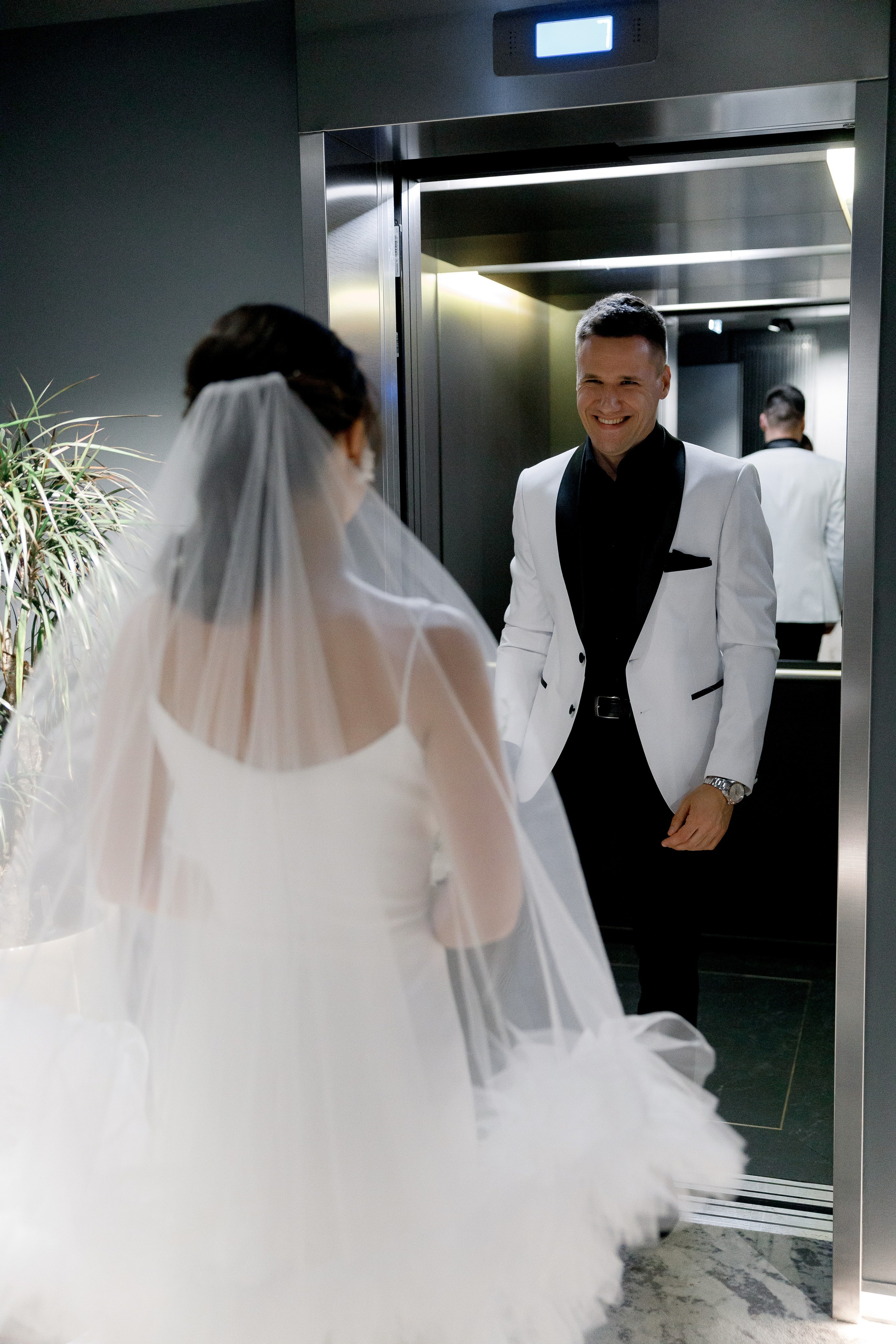 Свадьба в отеле Мовенпик и роспись в Регистрация брака в особняке «Роял». Свадебный фотограф в Москве и Санкт-Петербурге Денис Ходюков