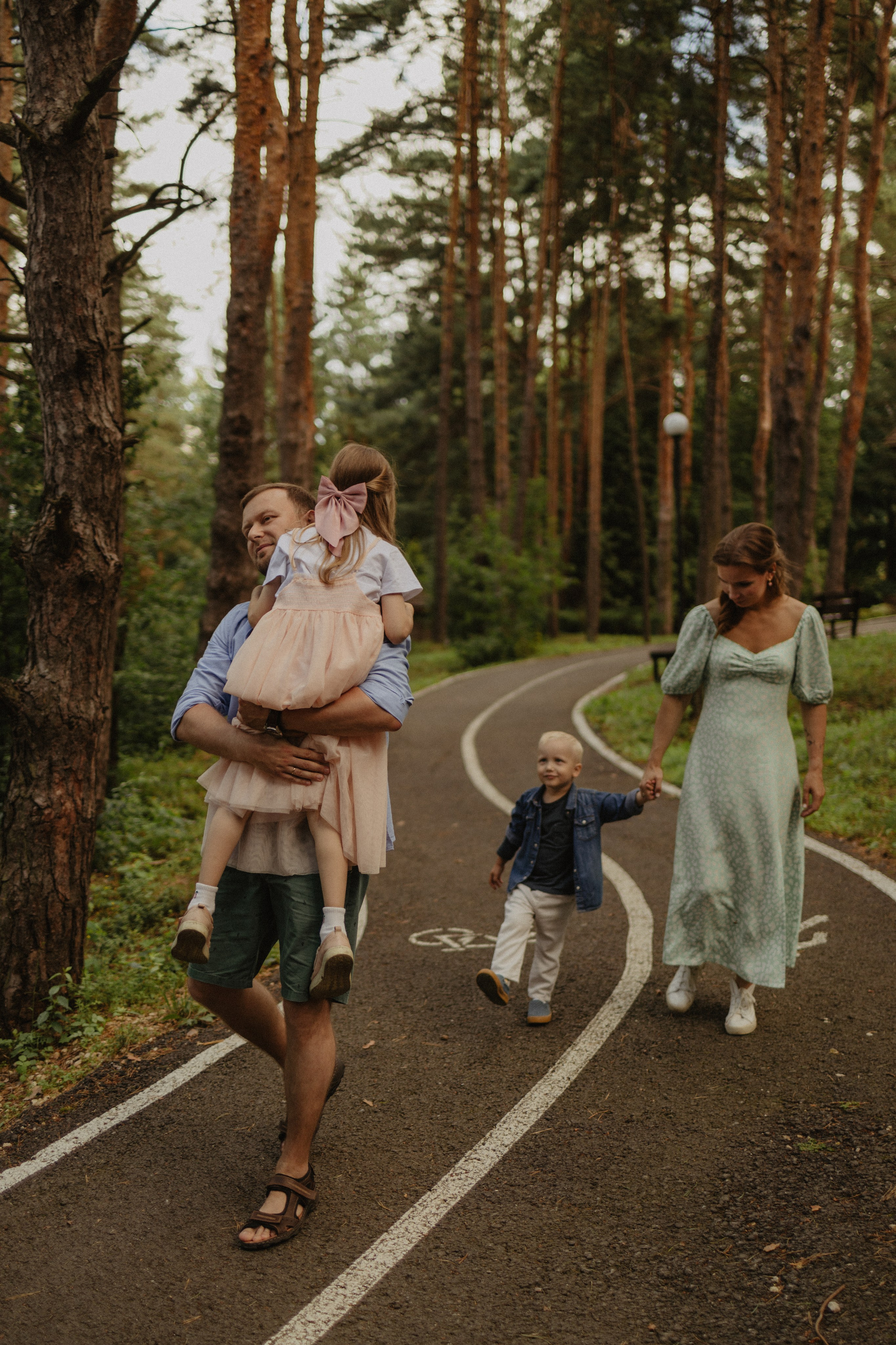 В Донском лесу. Семейный лайфстайл фотограф в г. Липецк