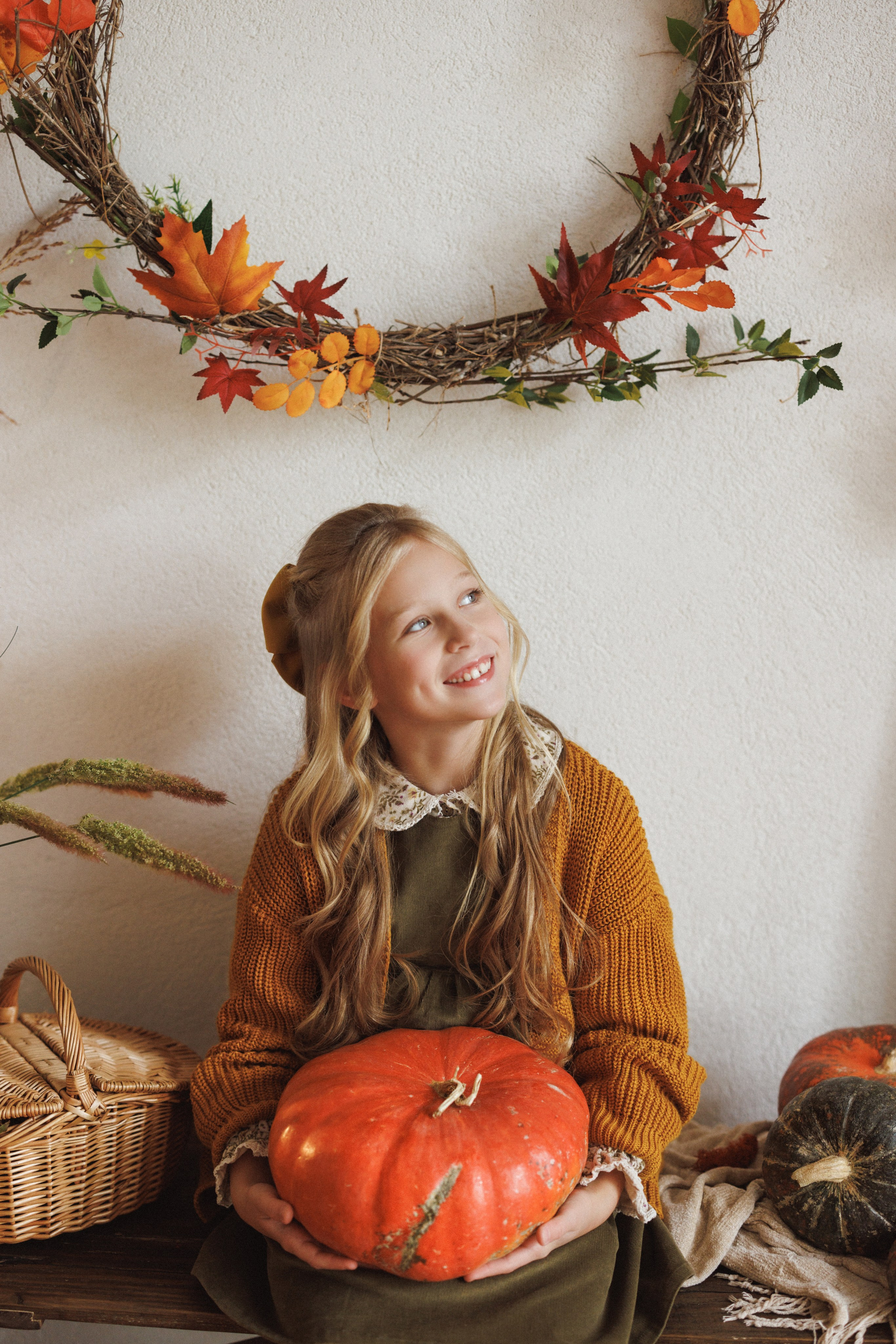 Осенняя фотосессия в фотостудии Mestone, город Краснодар. Семейный и детский фотограф в Краснодаре Анна Трашкова