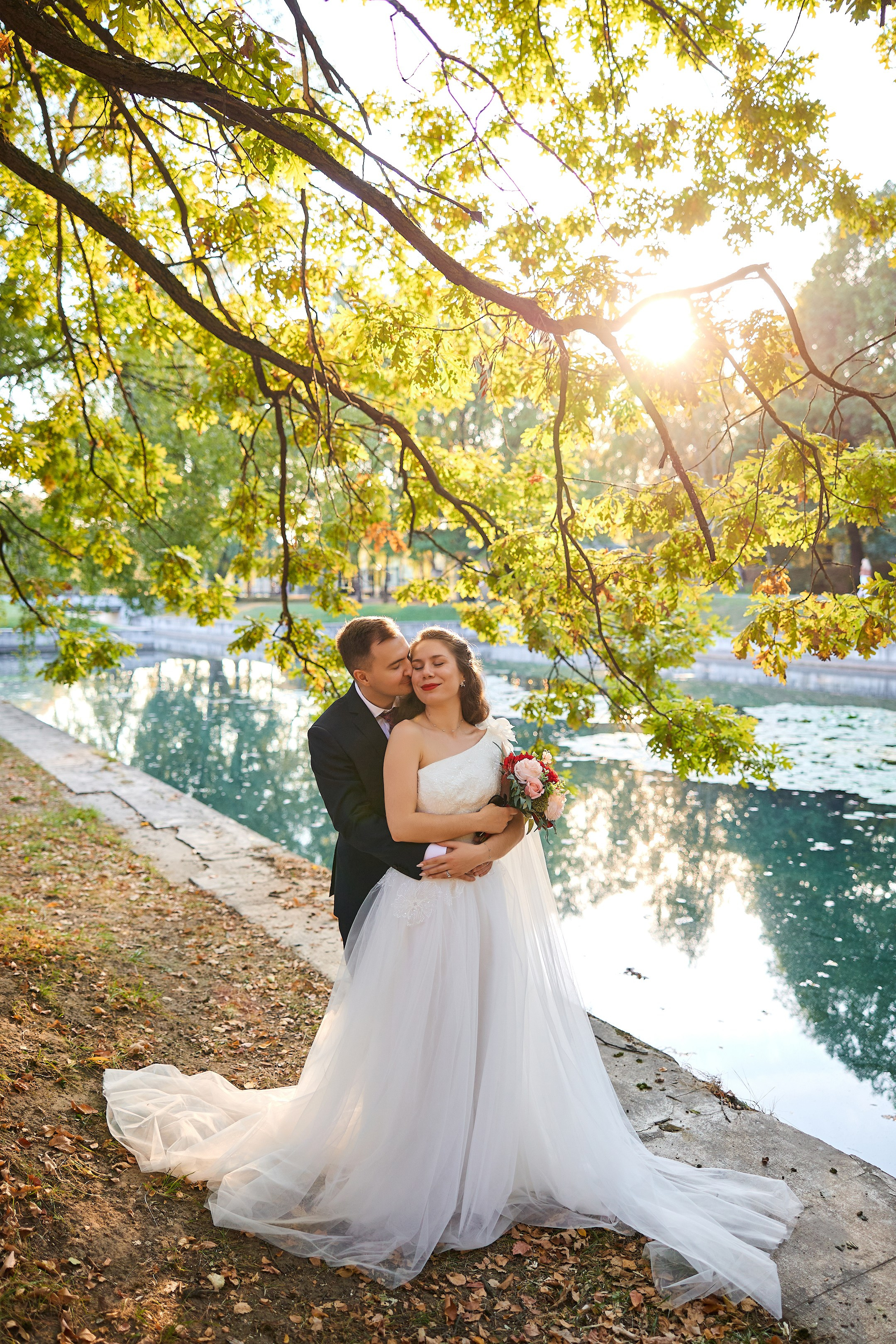 Свадебная фотосессия в Кусково. Свадебный фотограф Сергей Колбинский