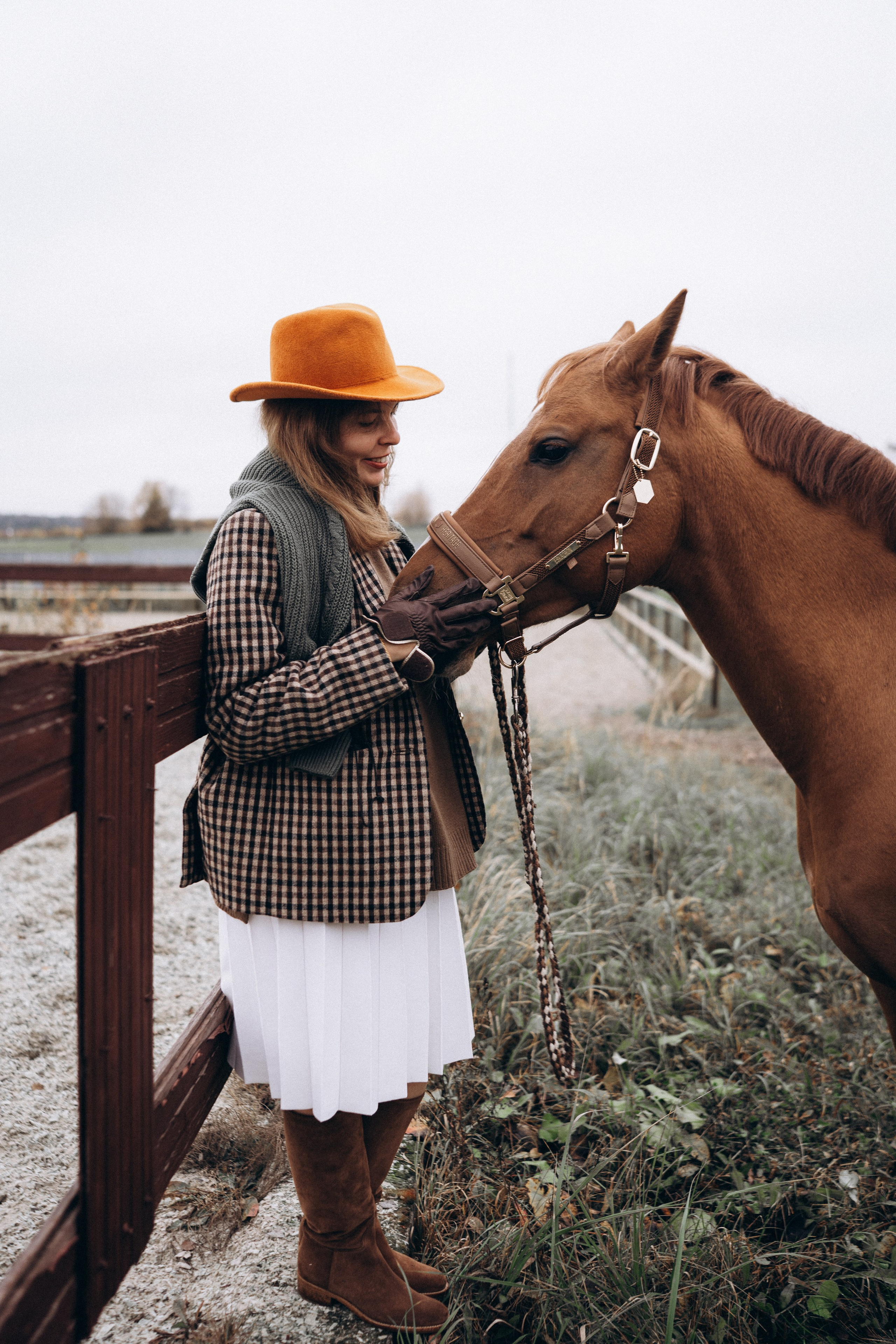 Фотосессия с лошадьми. Фотограф Новорожденных в Москве. Семейные истории в стиле LIFE