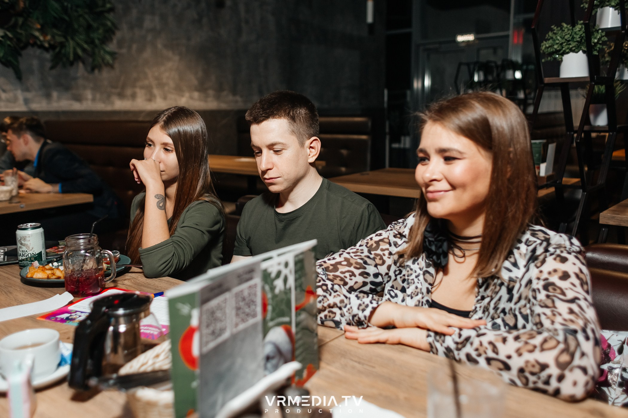 WoW QuiZ в баре «Друзья»