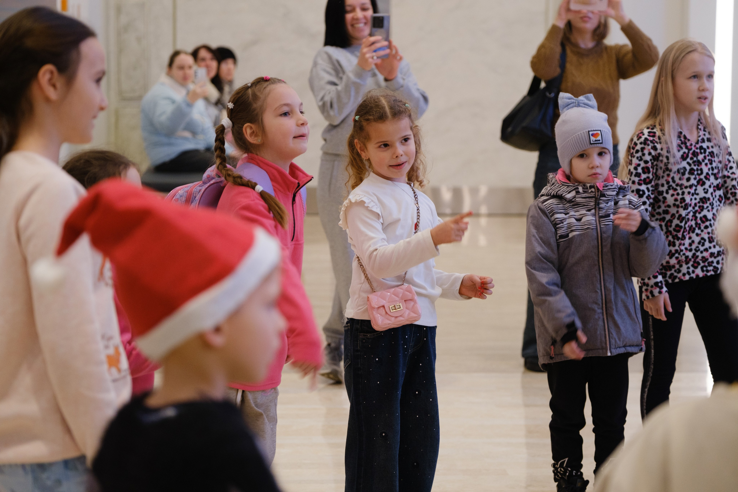 Новогодний репортаж из парка «Новый Херсонес» | Фотограф Илья Желдак. Профессиональная фотосъемка в Крыму. Натуральные эмоции и живые кадры. Забронируйте дату прямо сейчас!