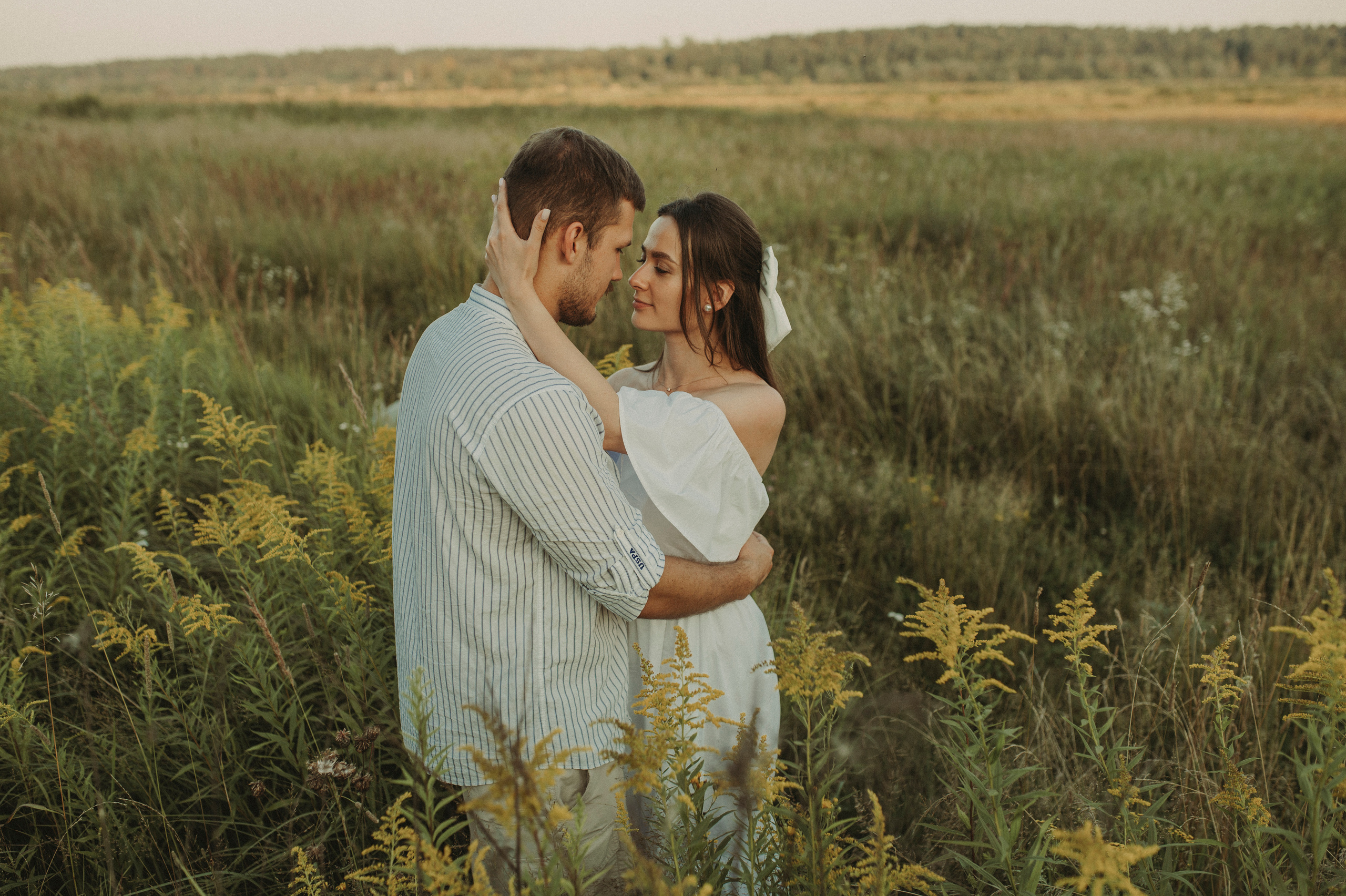 В поле. Фотограф Щербинина Виктория Москва