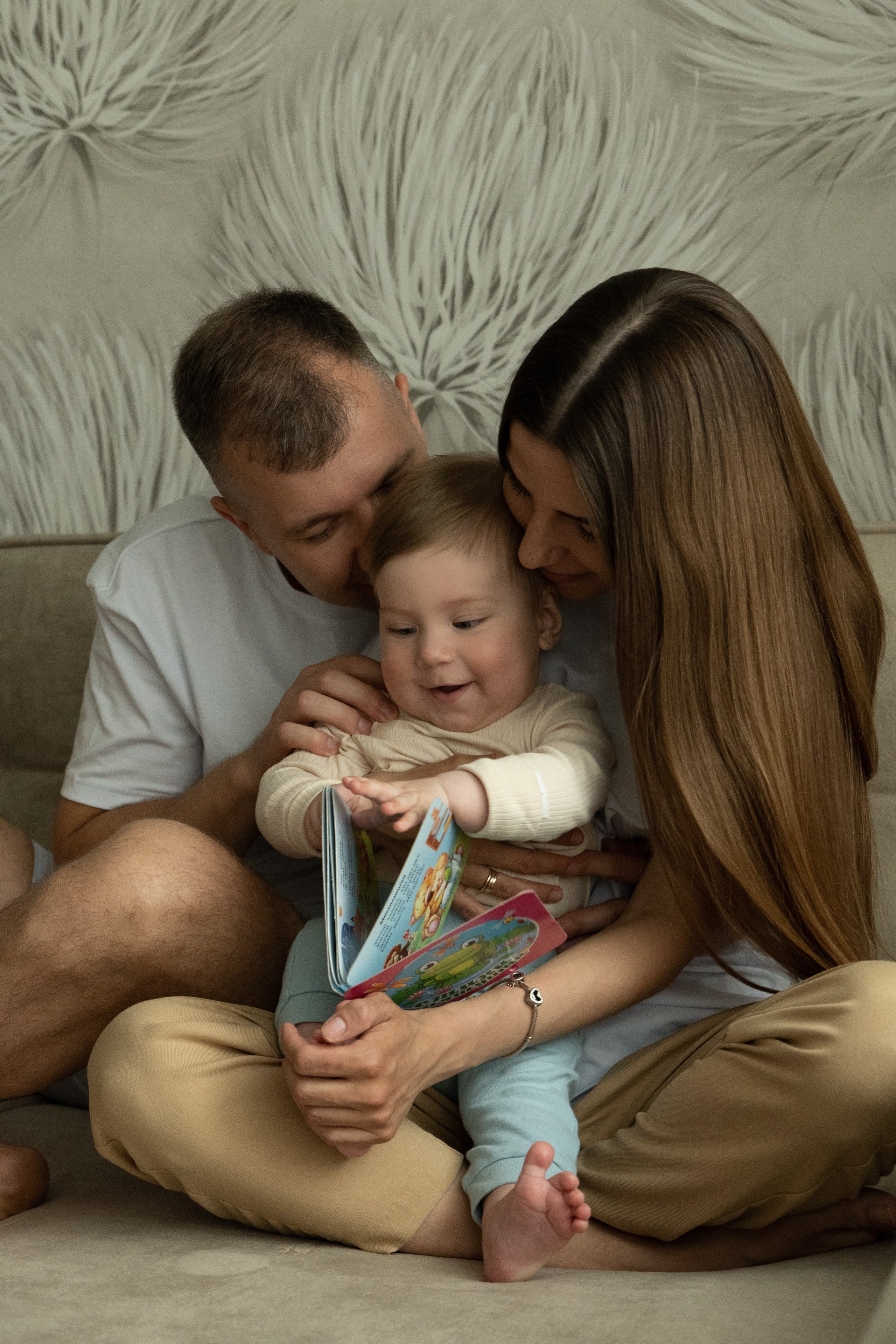 10 месяцев счастья. Фотограф видеограф Ольга Василевская