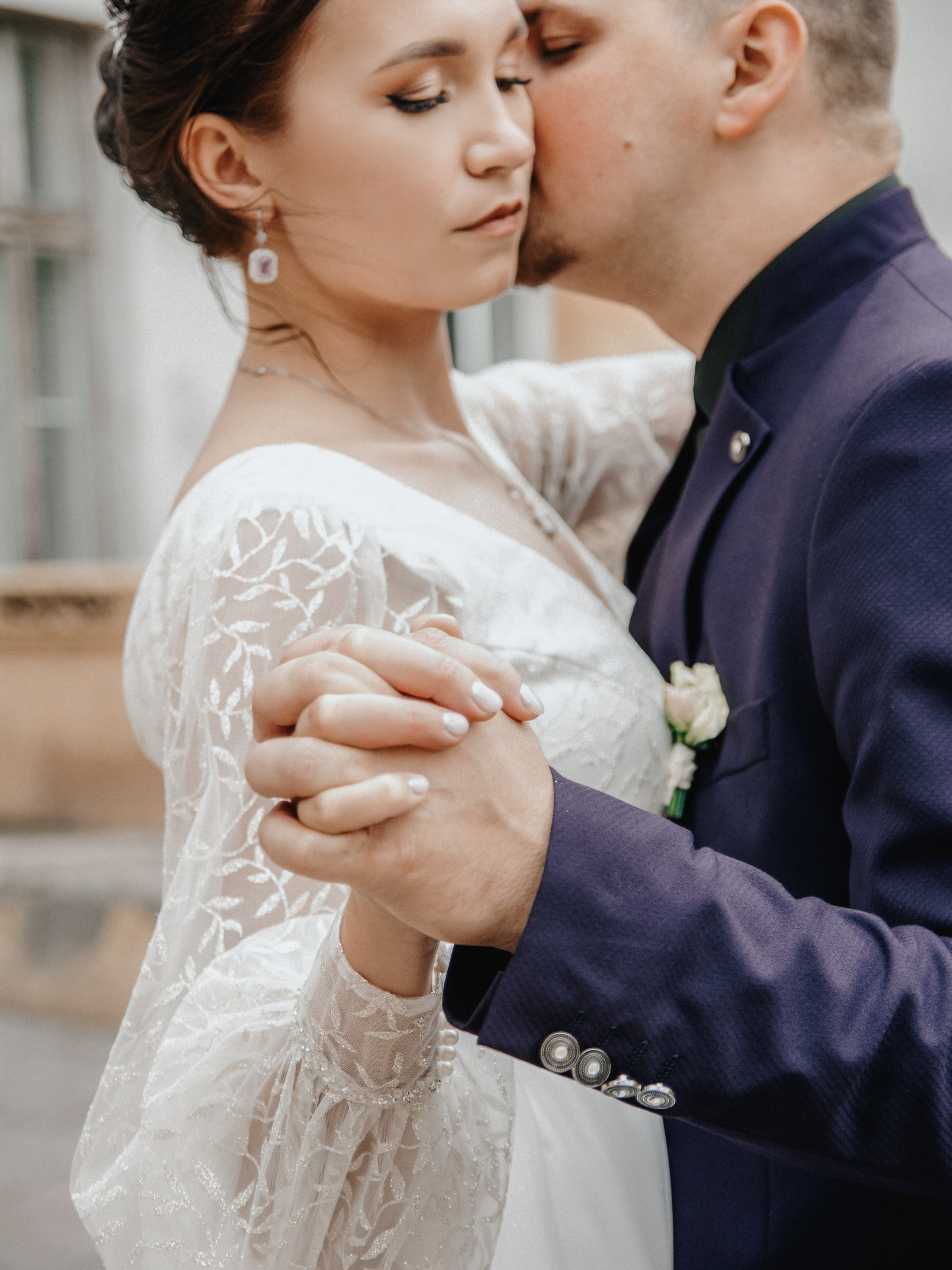 Свадебный фотограф в ДК Горького, Новосибирск | Яна Иванова. Семейный и свадебный фотограф в Новосибирске Иванова Яна