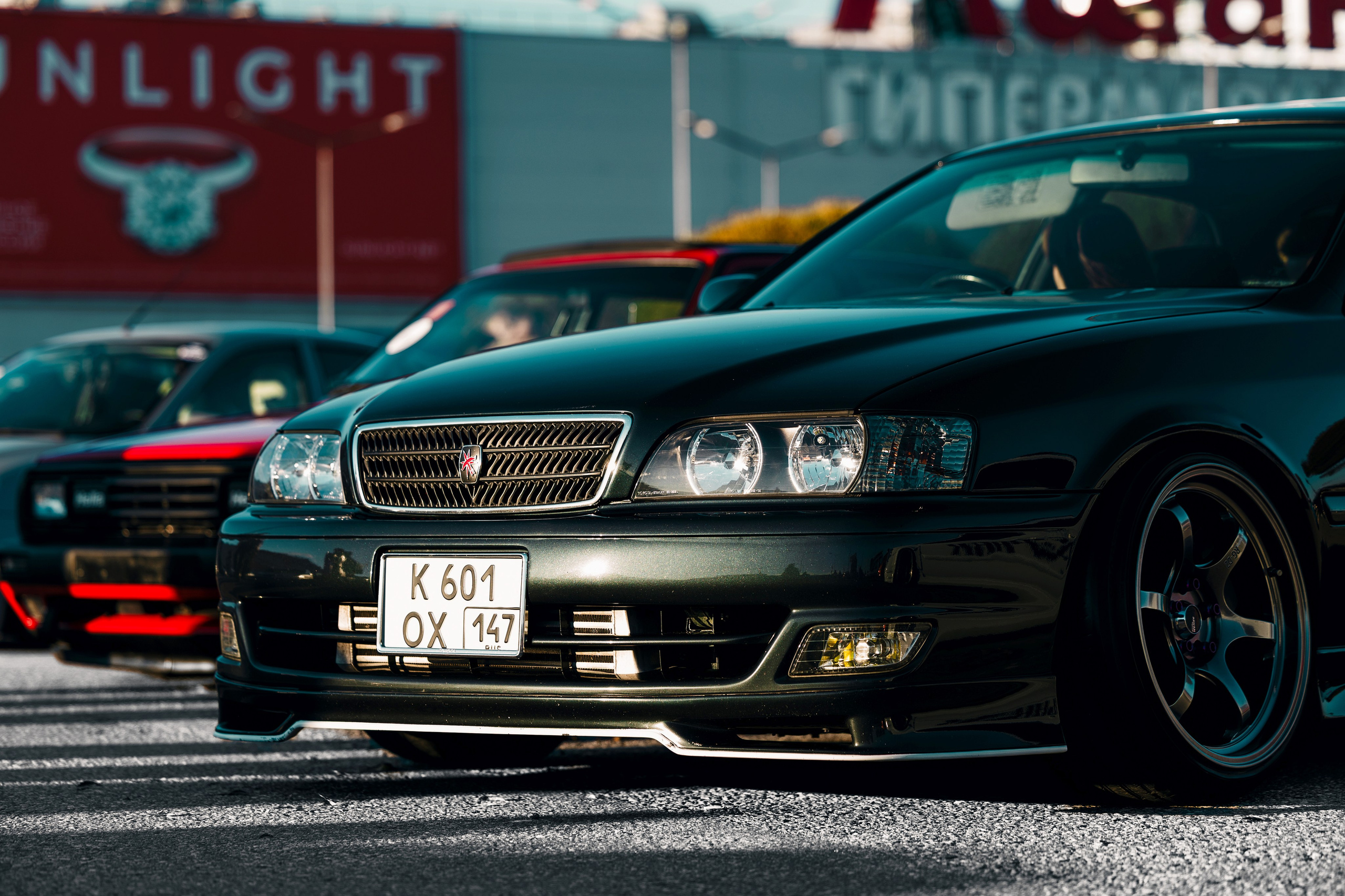 Фотографии закрытия сезона 2025 VibeSide — дрифт и автошоу у МЕГА Дыбенко, Санкт-Петербург