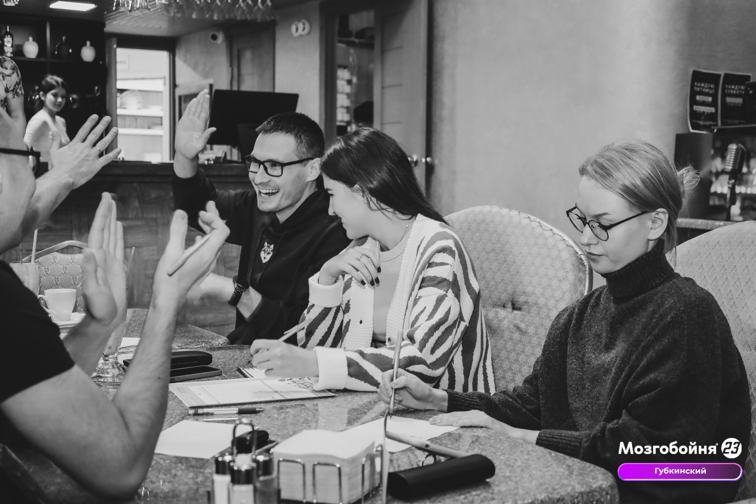 1 октября 2023. Фотограф в Губкинском | Александра Артамонова