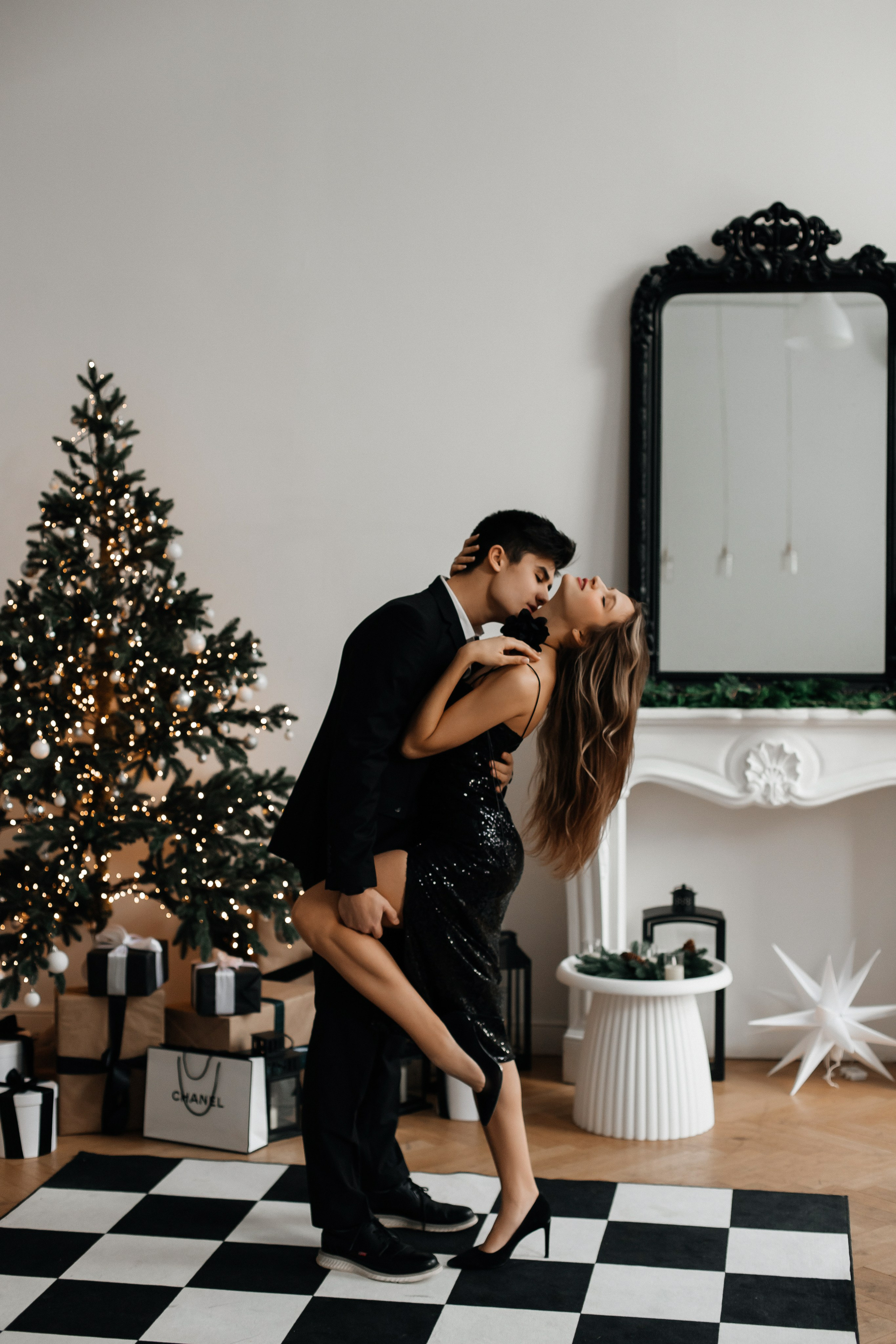 Лиза и Ренат в фотостудии Base зал Bang. Фотограф Александра Сыщенко