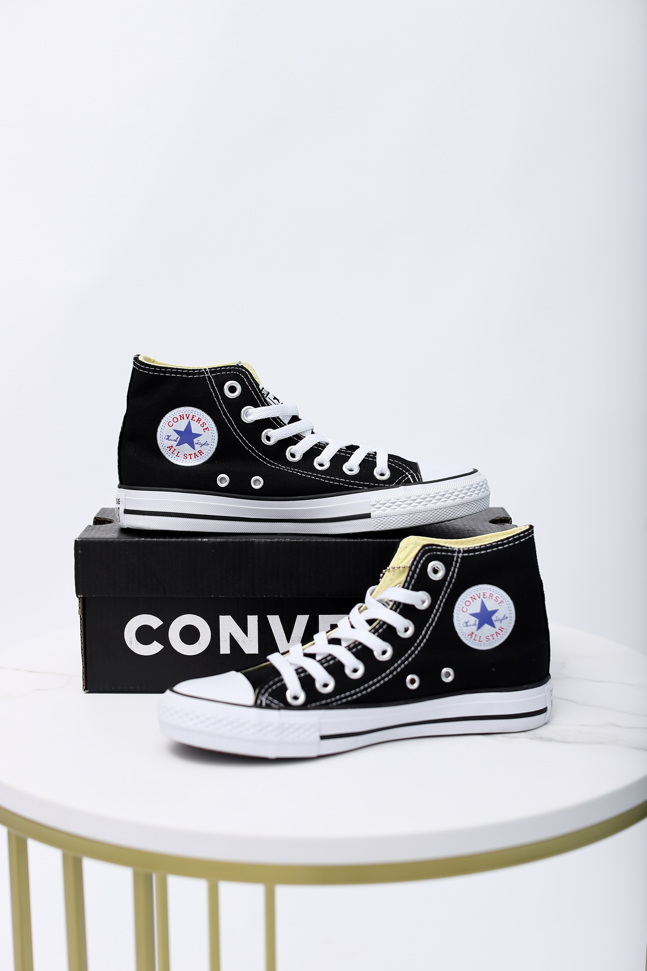 Съёмки для интернет магазинов. Интерьерная фотостудия Toffee Studio