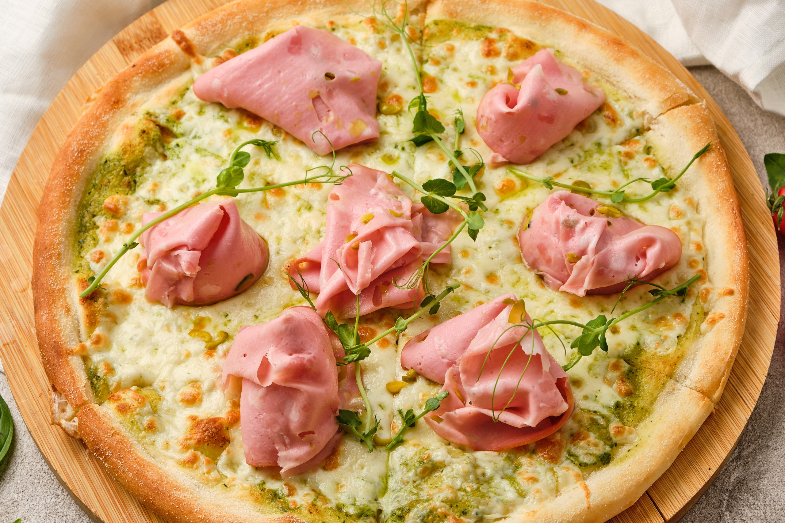 Food photo of pizza for restaurant website and Instagram