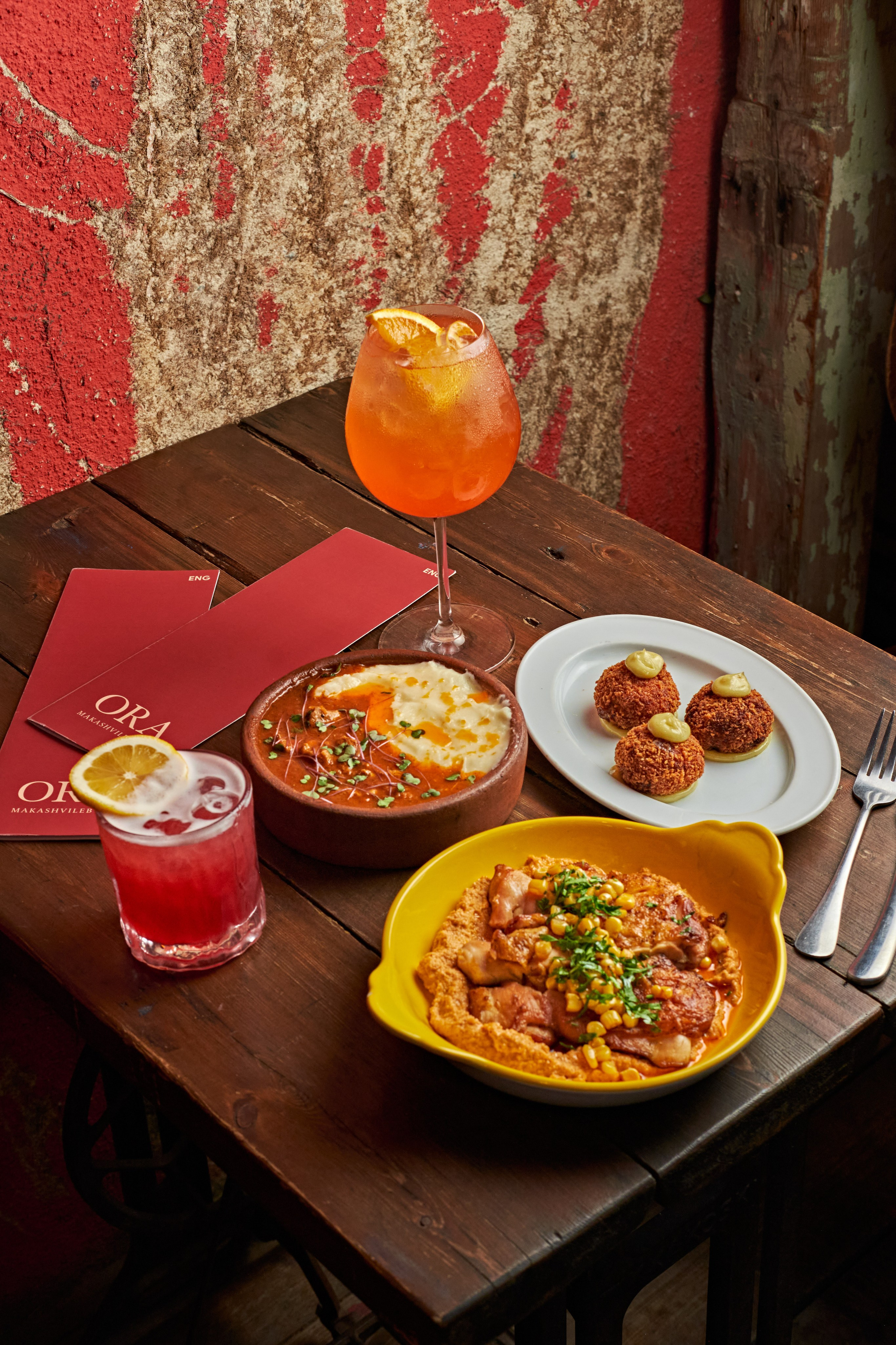 ORA MAKASHVILEBTAN. Commercial Photographer in Tbilisi: Food, Interior, Product