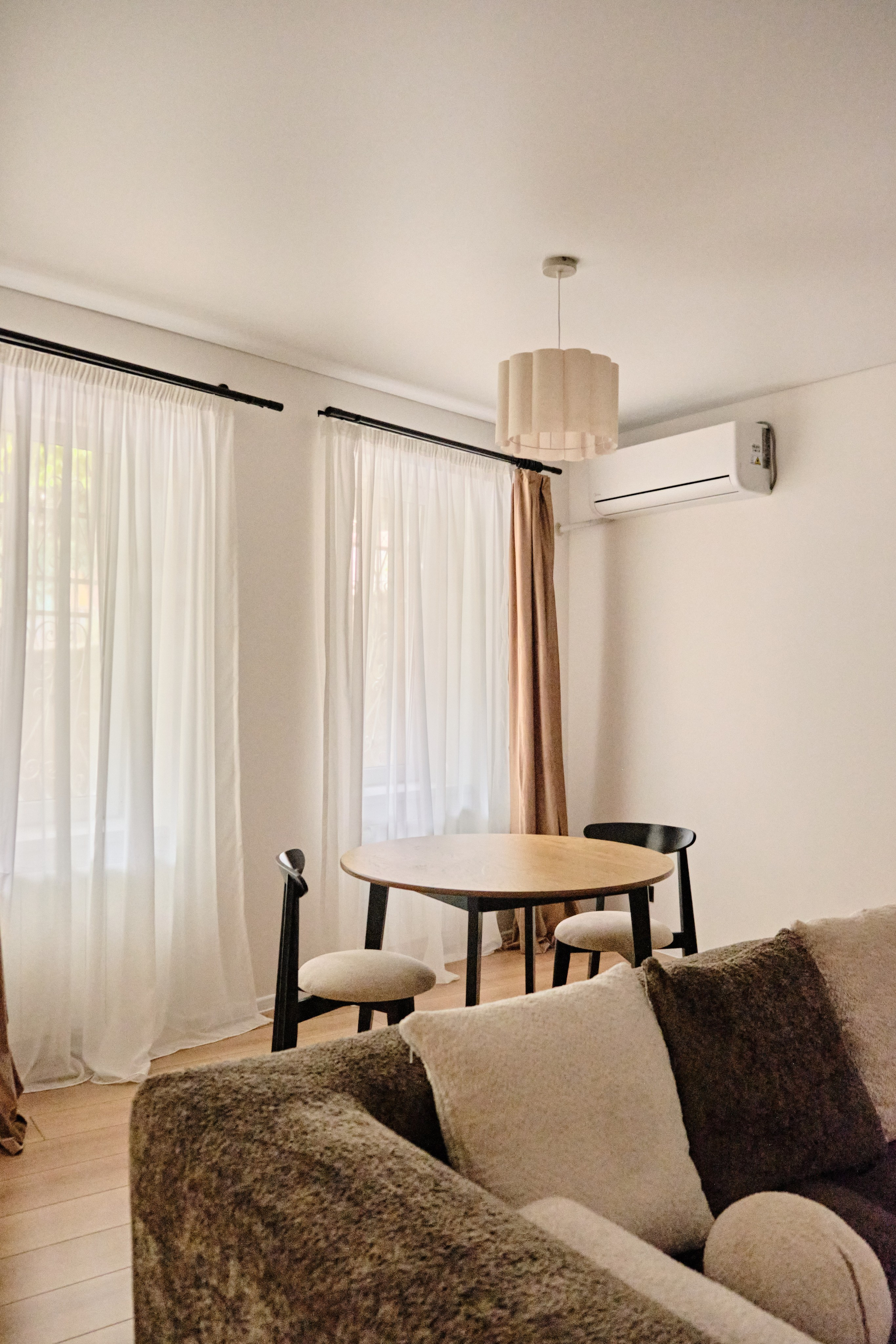 Airbnb Apartment Photography Tbilisi | Vitaliy Gorbachev