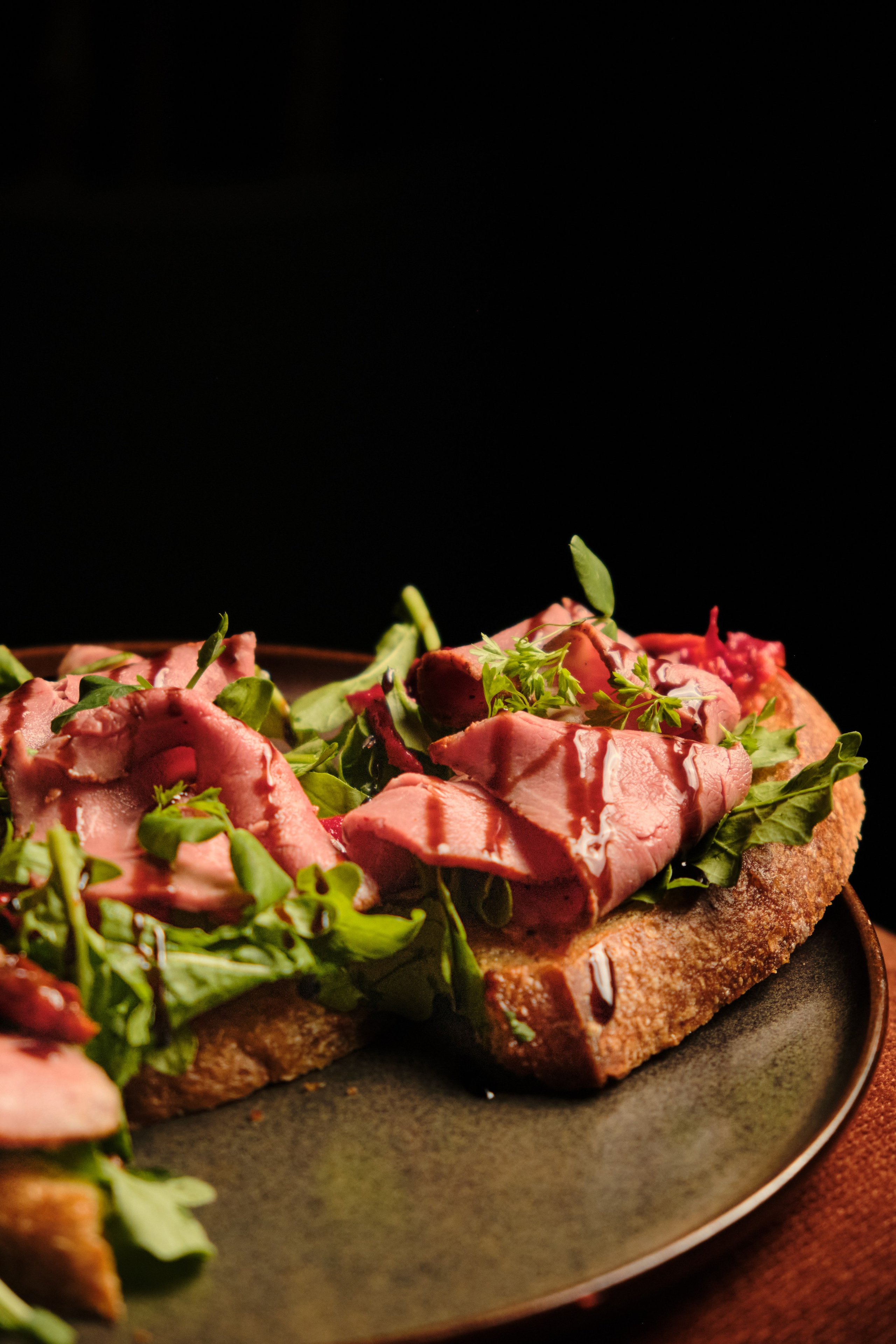 Laun.ge. Commercial Photographer in Tbilisi: Food, Interior, Product