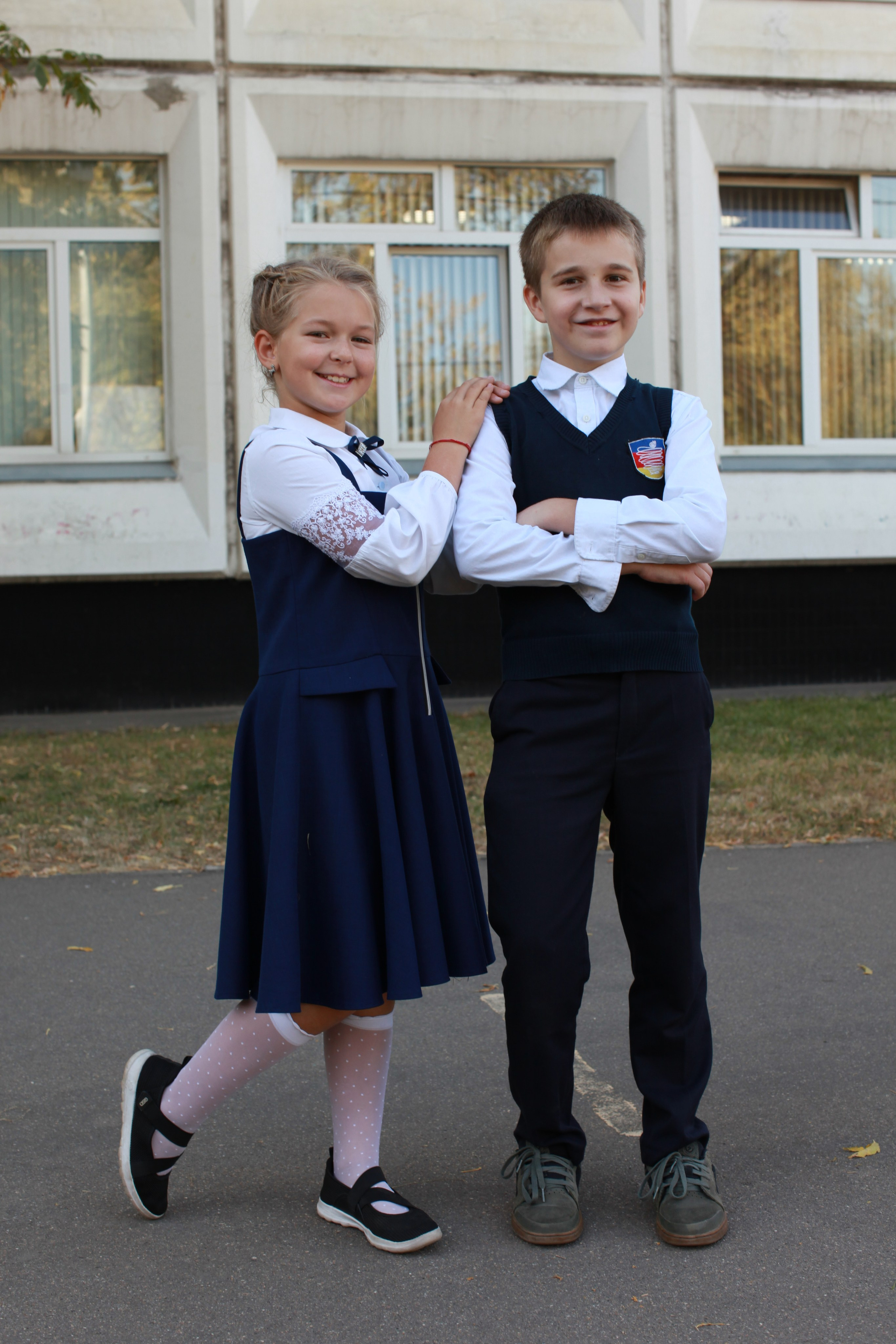 Осенняя фотосессия у школы. Выпускные альбомы Москва СВАО