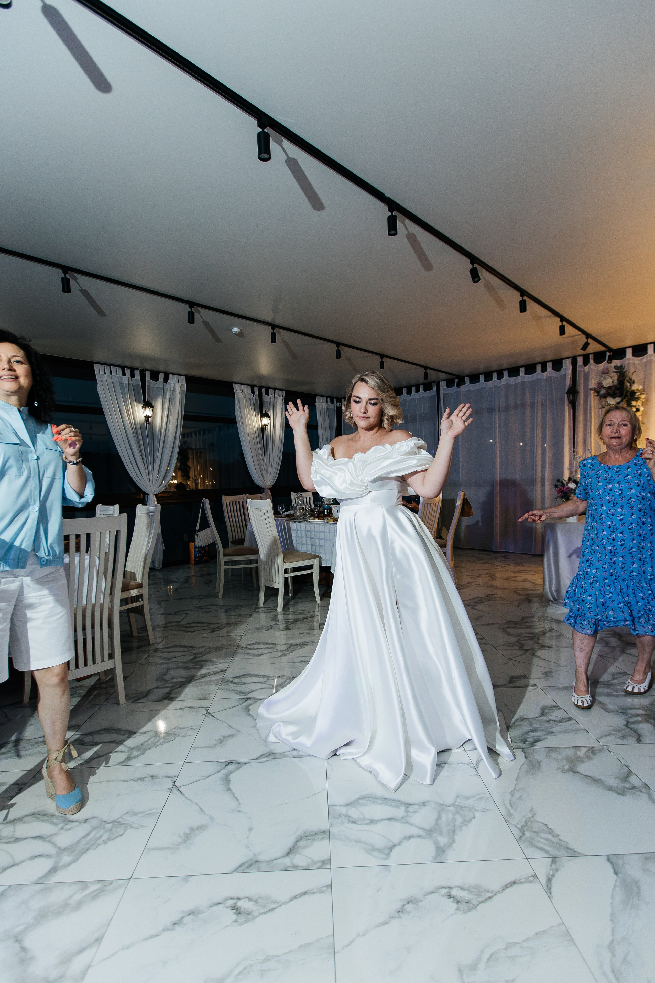 Выездная регистрация и банкет. Свадебный и семейный фотограф Ростова-на-Дону Ирина Бондарева