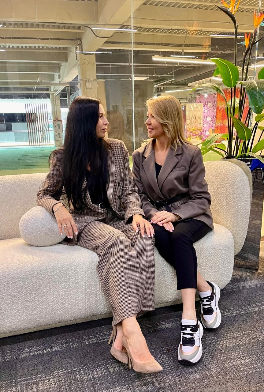 Контакты. Главная