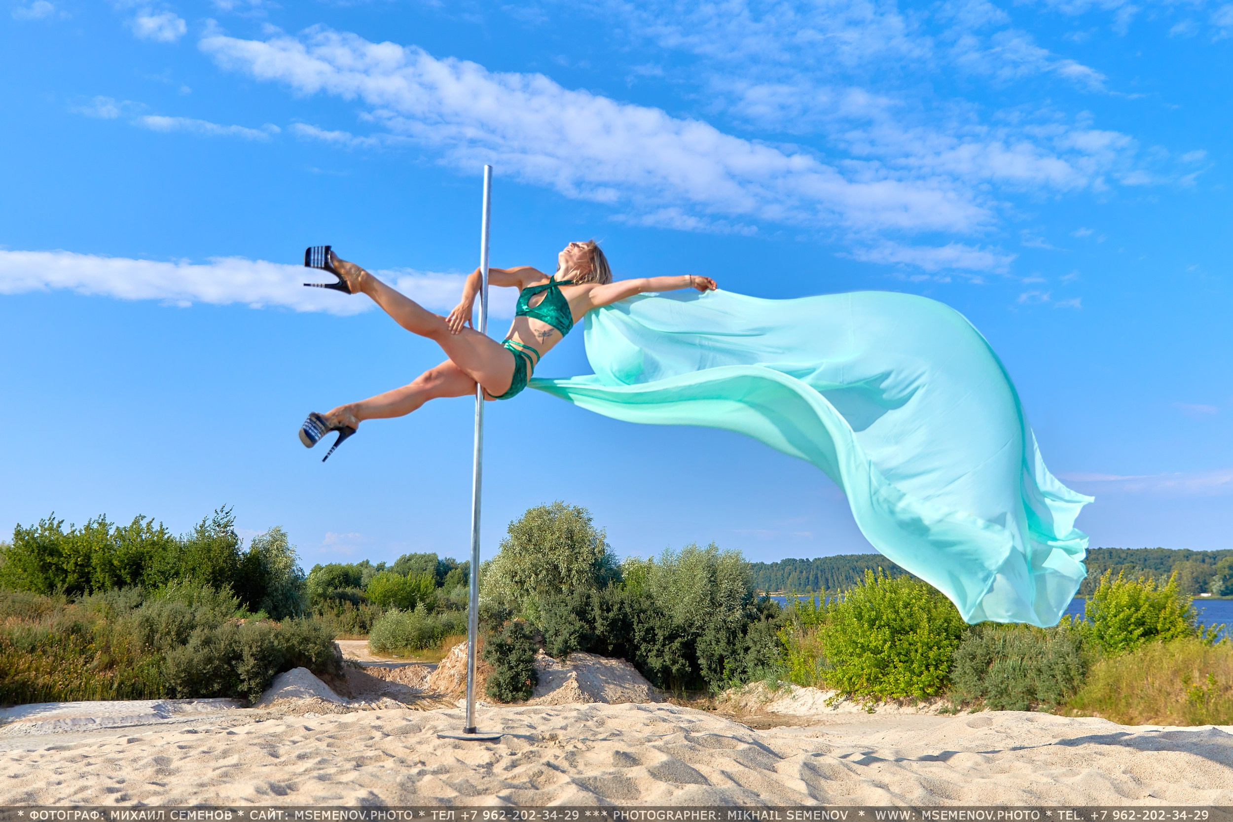 Выездная фотосессия на пилоне «Студия PoleDance Грация танец с шестом» г. Ярославль. Фотограф Михаил Семенов